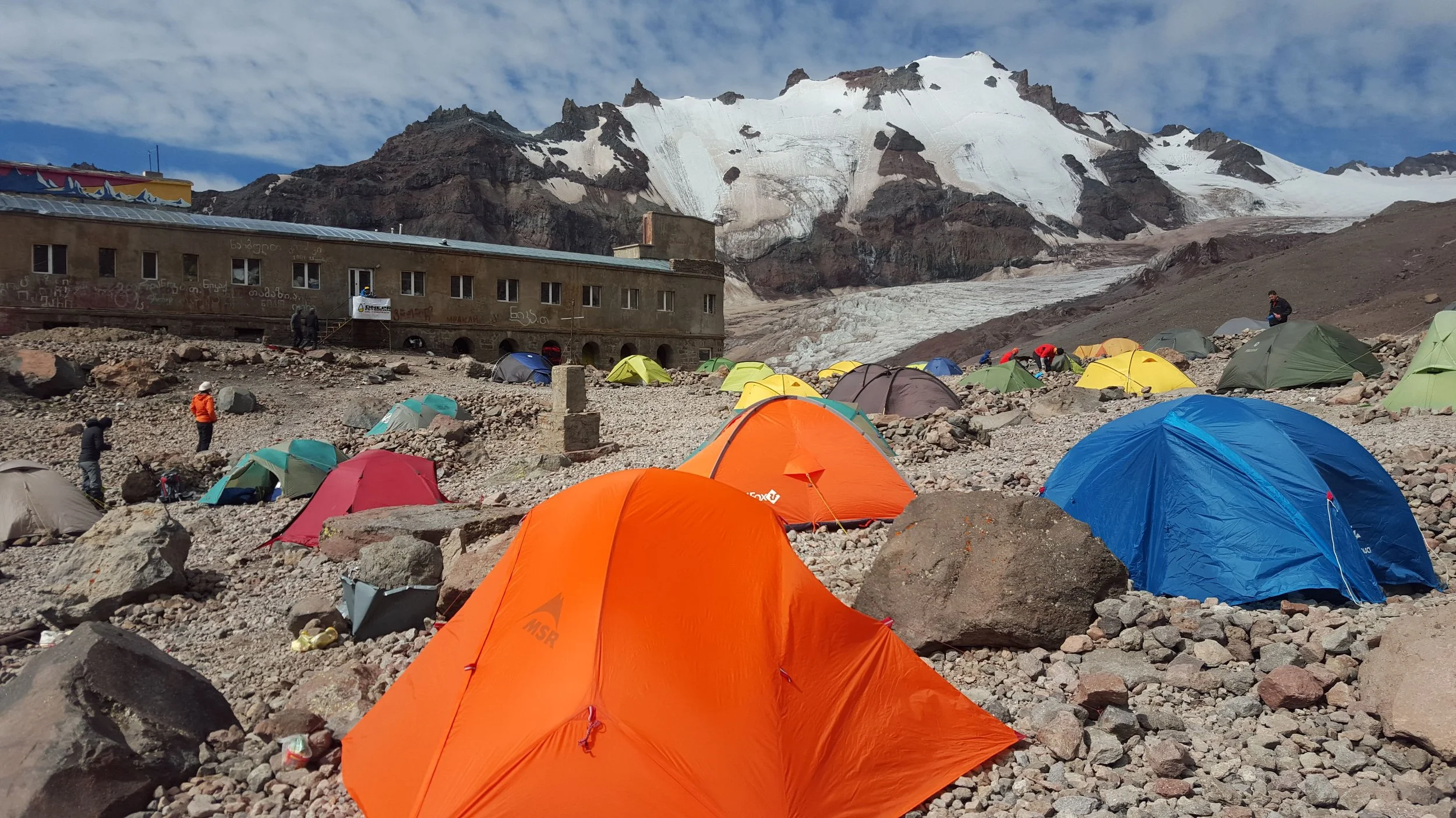 base-camp-mt-kazbek-min.jpg
