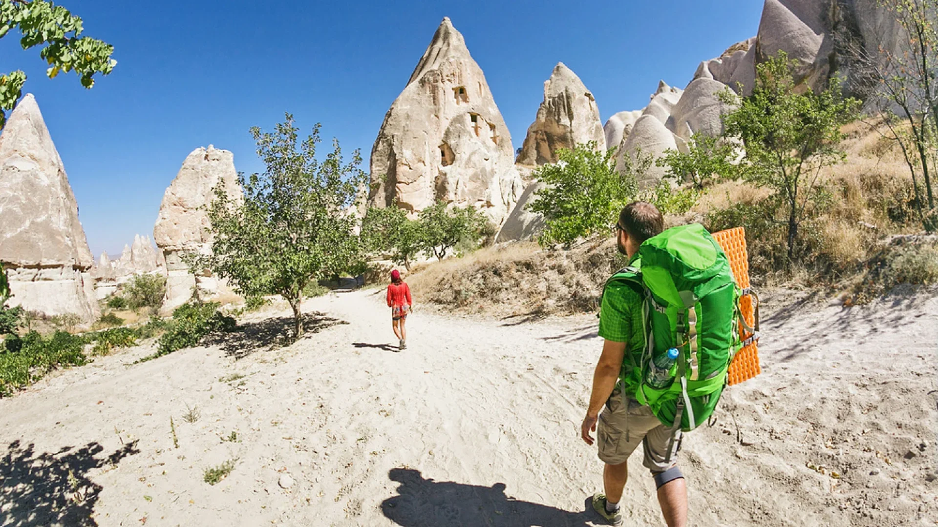 trekking-cappadocia-tour-turkey.webp