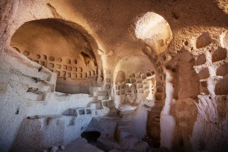 Cappadocia-underground-city.webp