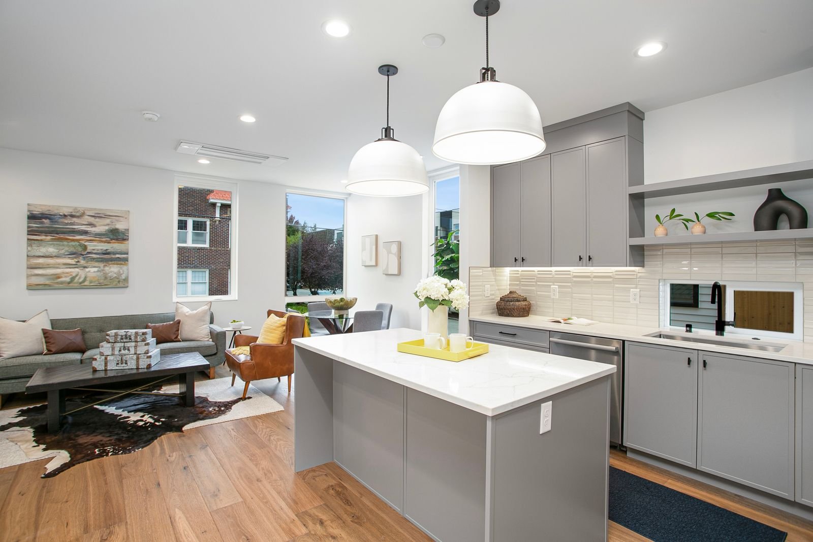 4225 Linden Ave N - 727 Motor Pl