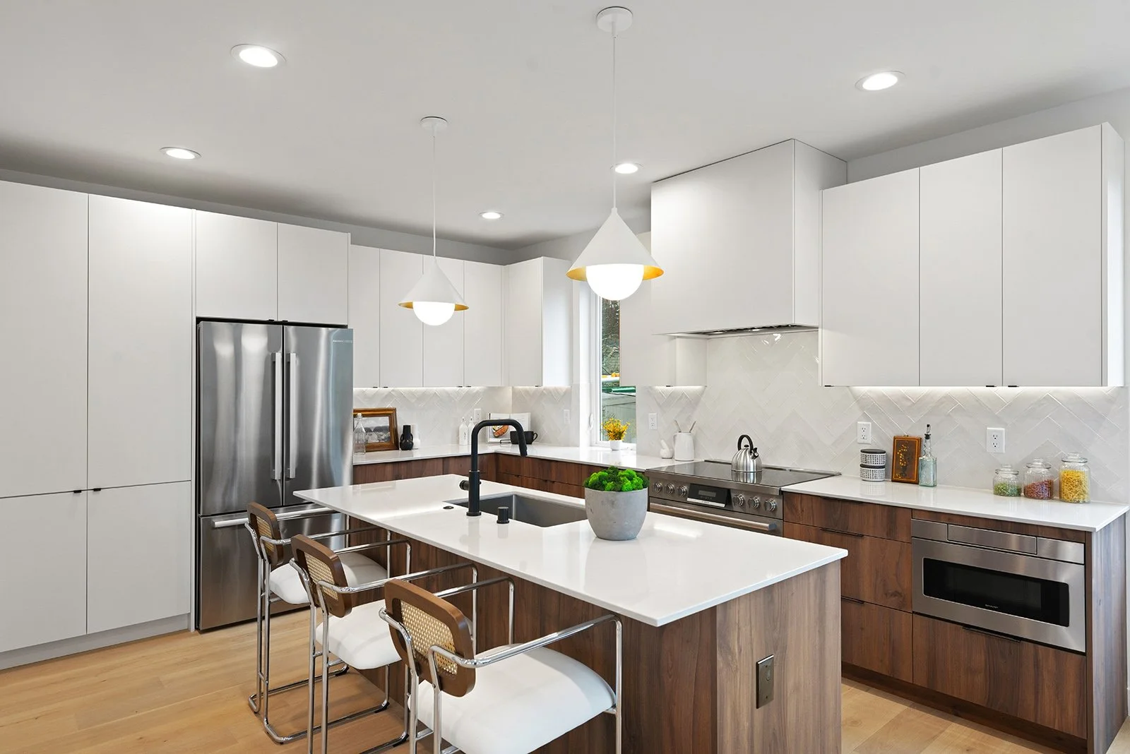 kitchen 1.jpg