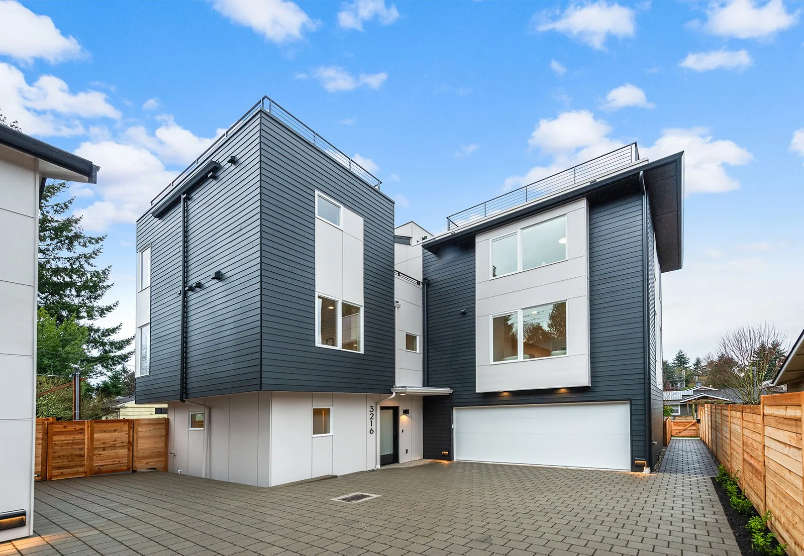 exterior 4.jpg