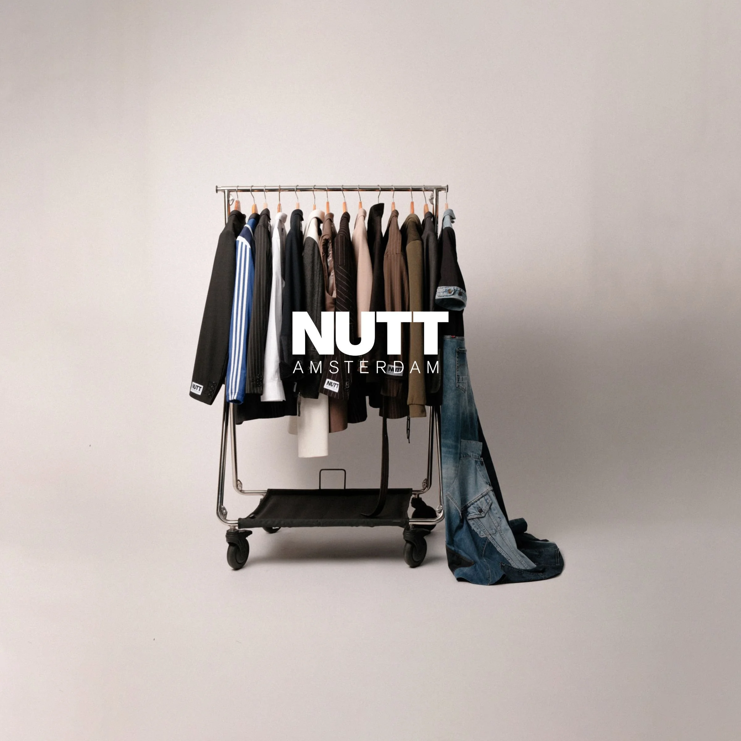 Premium brand laat community meebeslissen