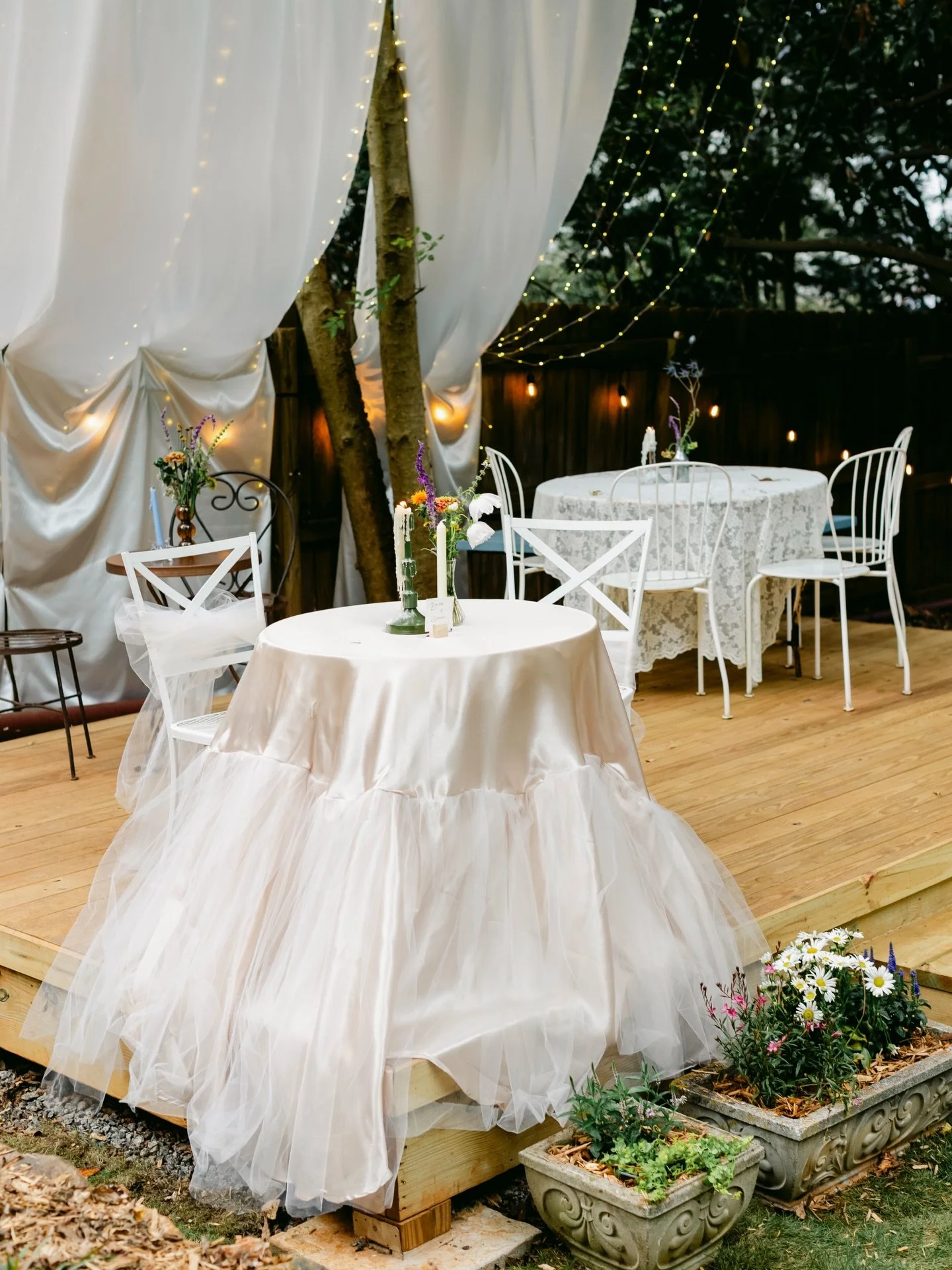 Brans House &mdash; Wedding Edition. 

We now offer design services to elevate your wedding, making your special day as magical and memorable as possible! 

Our design services include curated color palettes, detailed table layouts, one-of-a-kind flo