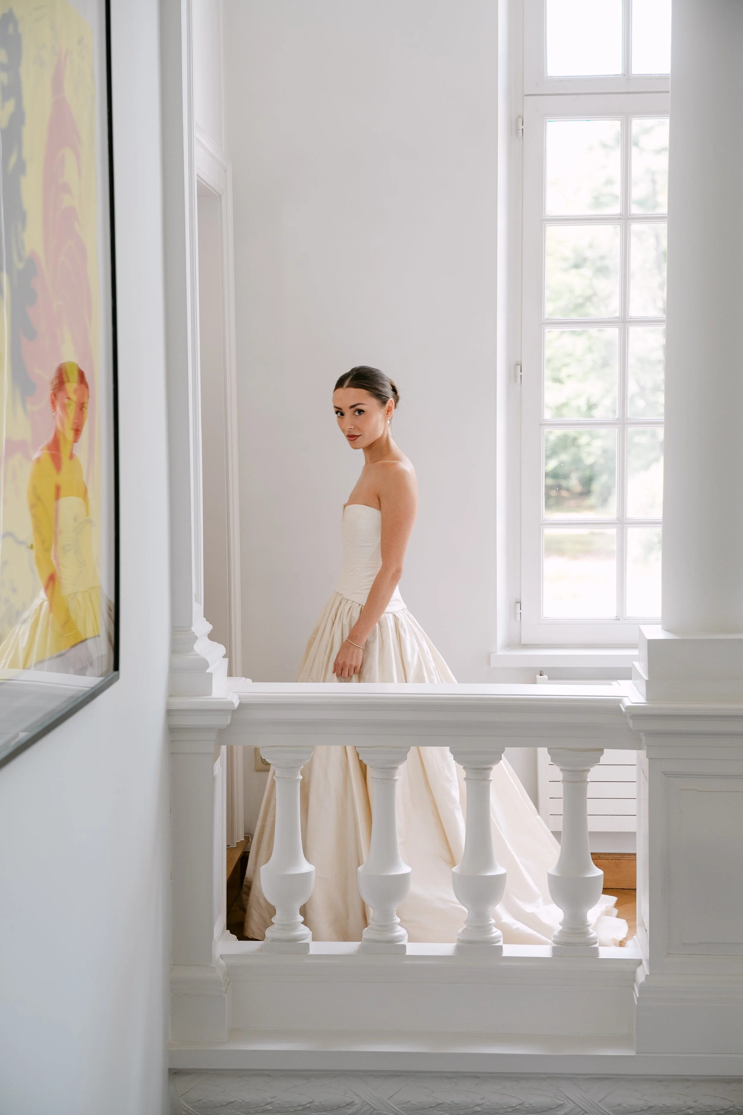 Subtiele make-updetails voor een elegante bruid