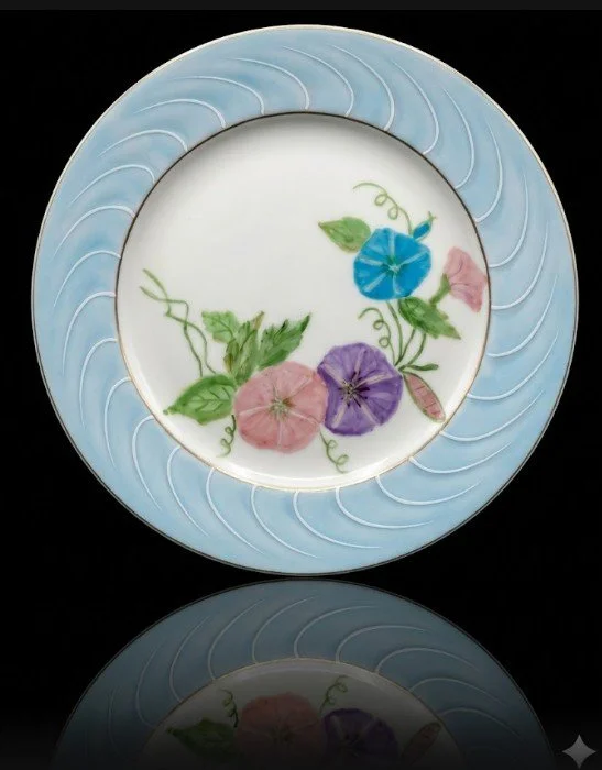 Pastel Botanicals

Soft, airy floral patterns in delicate hues. A romantic and light-filled aesthetic for the garden-inspired table.