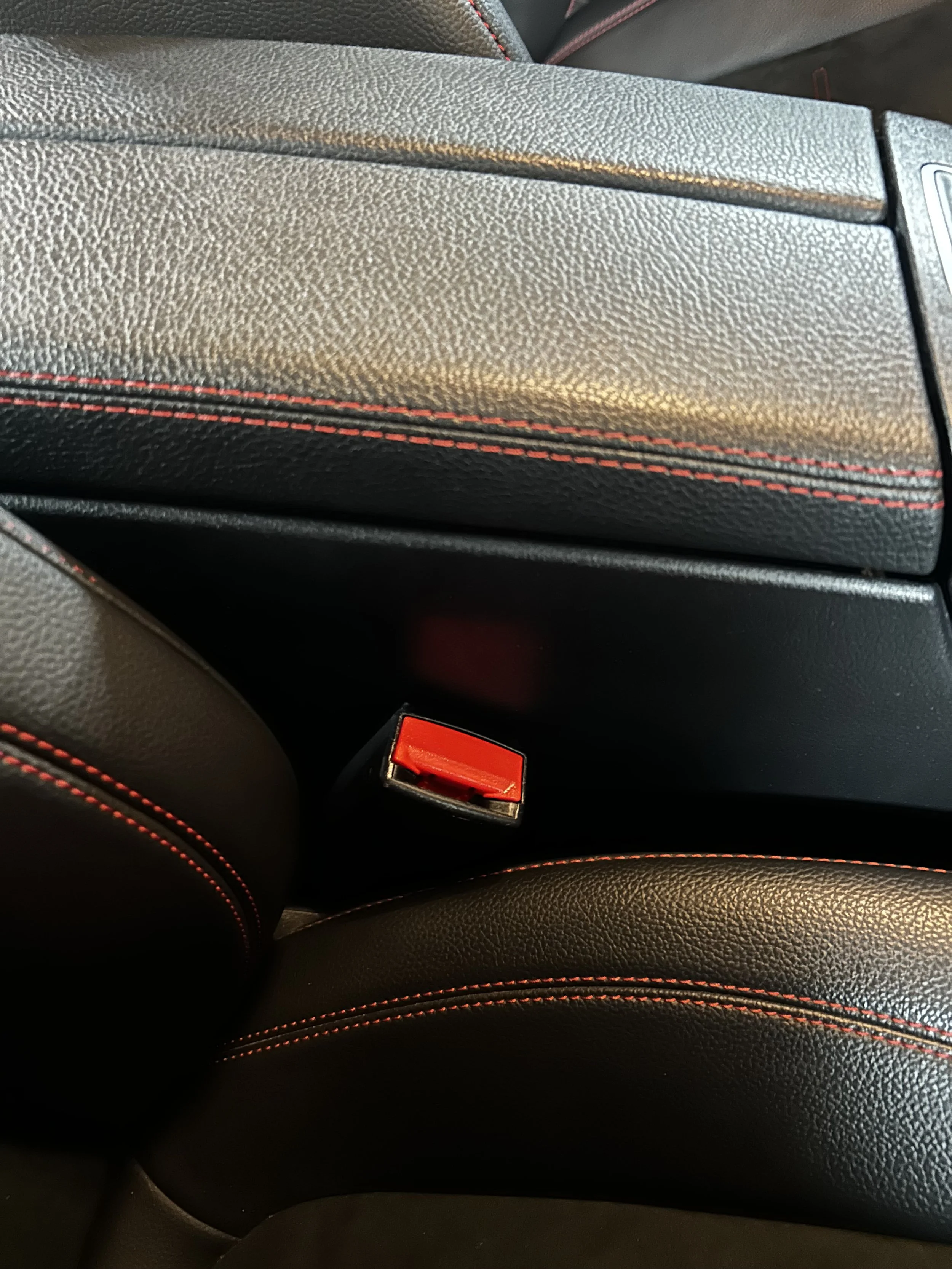 Mercedes B005213 – Front Passenger Seat Belt Buckle Fault