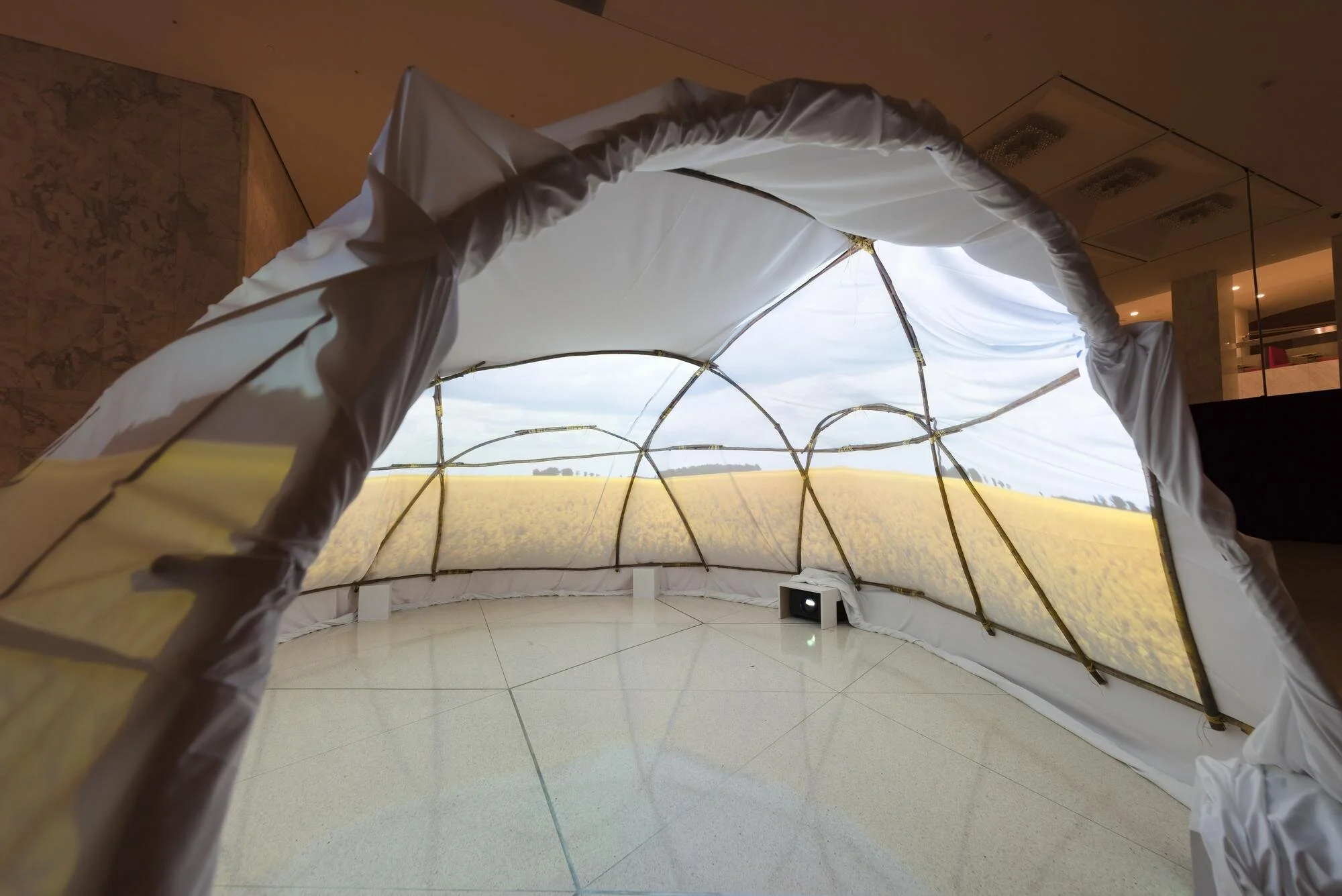 Manitobwabow: Speaking to the Moon