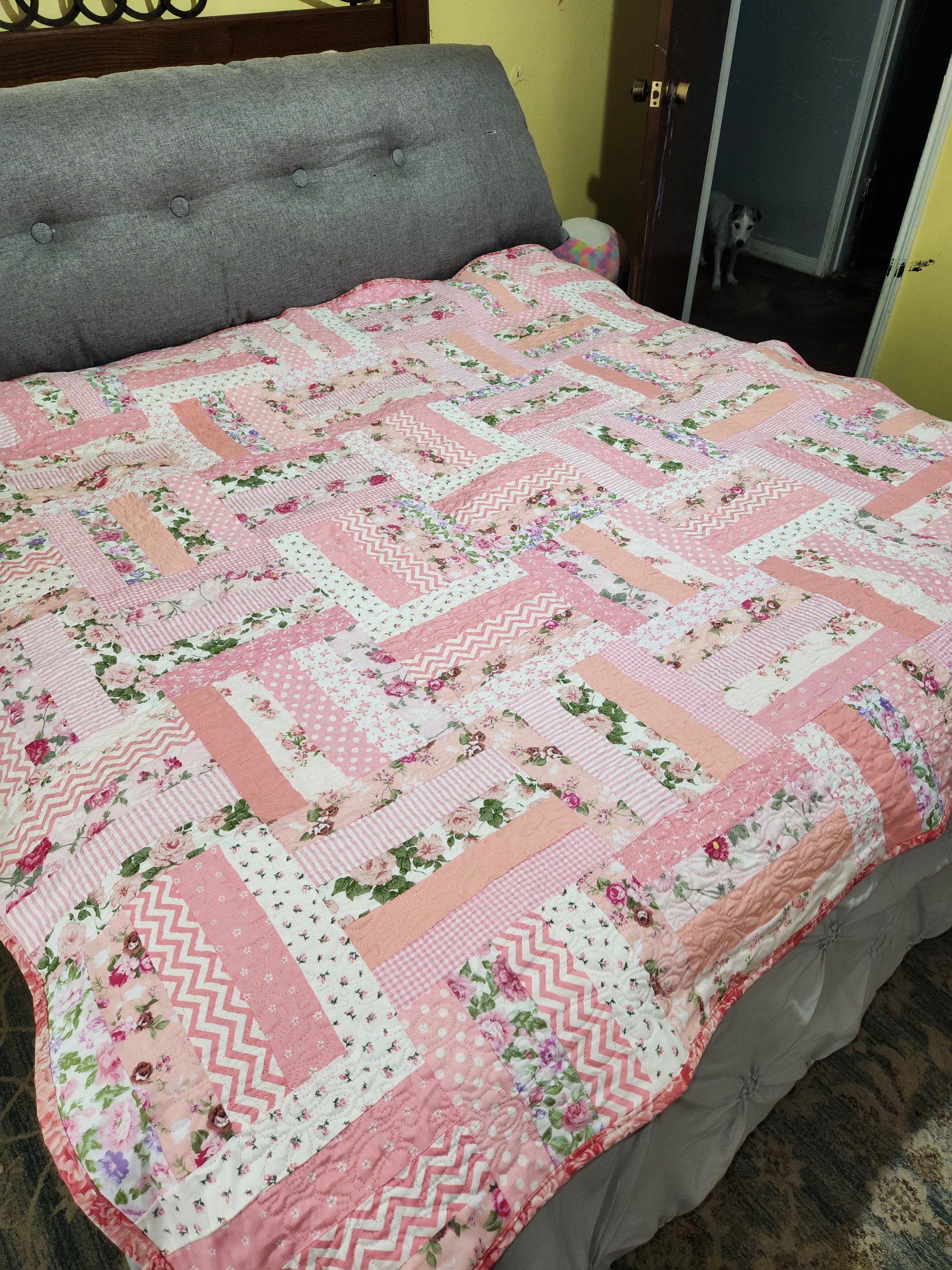 Handmade 65" x 60" Pink Floral Patchwork Quilt – Girls Quilt