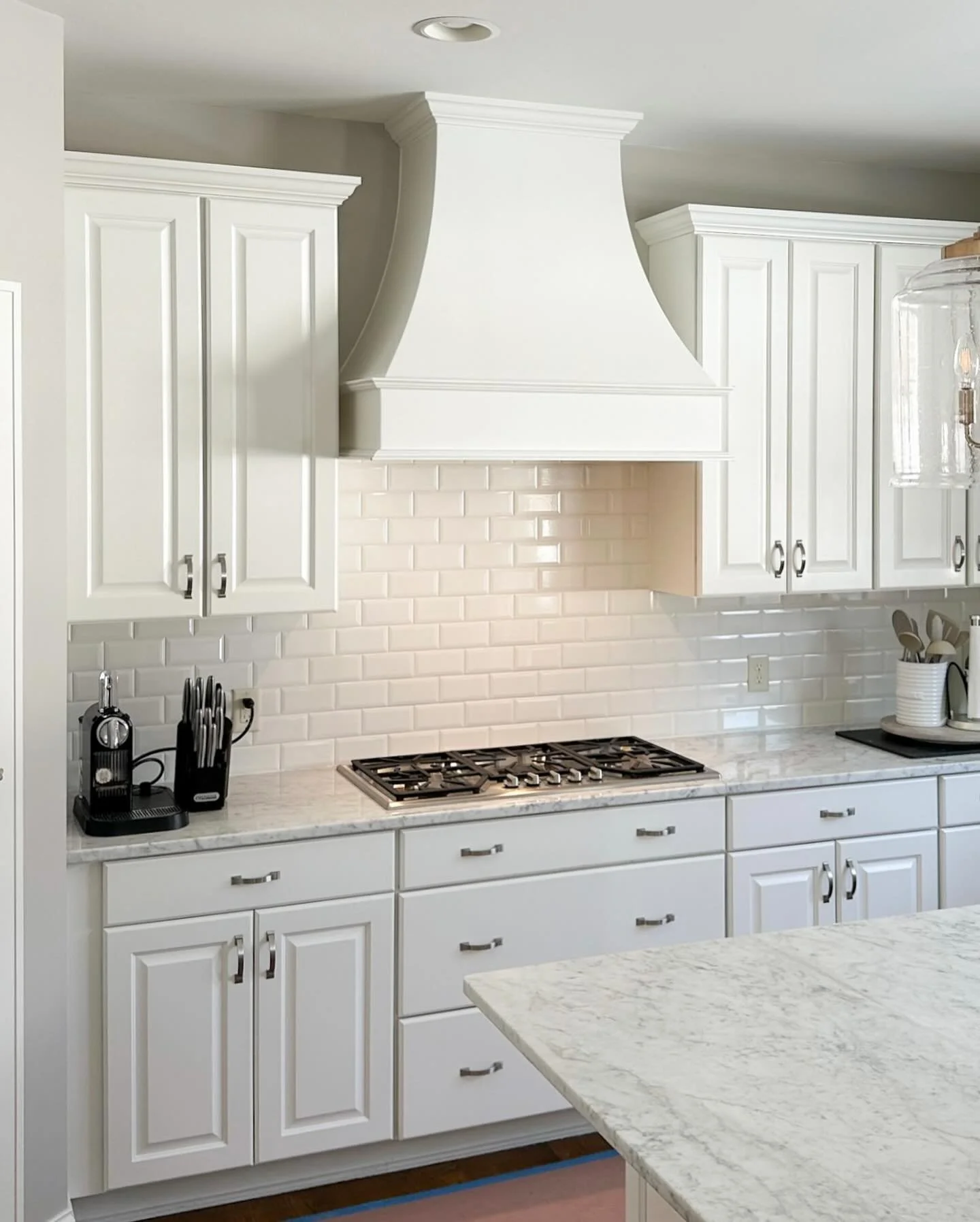 What a fun and challenging project this was. My world is typically full of straight lines and flat panels. Obviously that wasn&rsquo;t the case for this hood. Those beautiful curves add so much more character to this kitchen and make the home feel mu