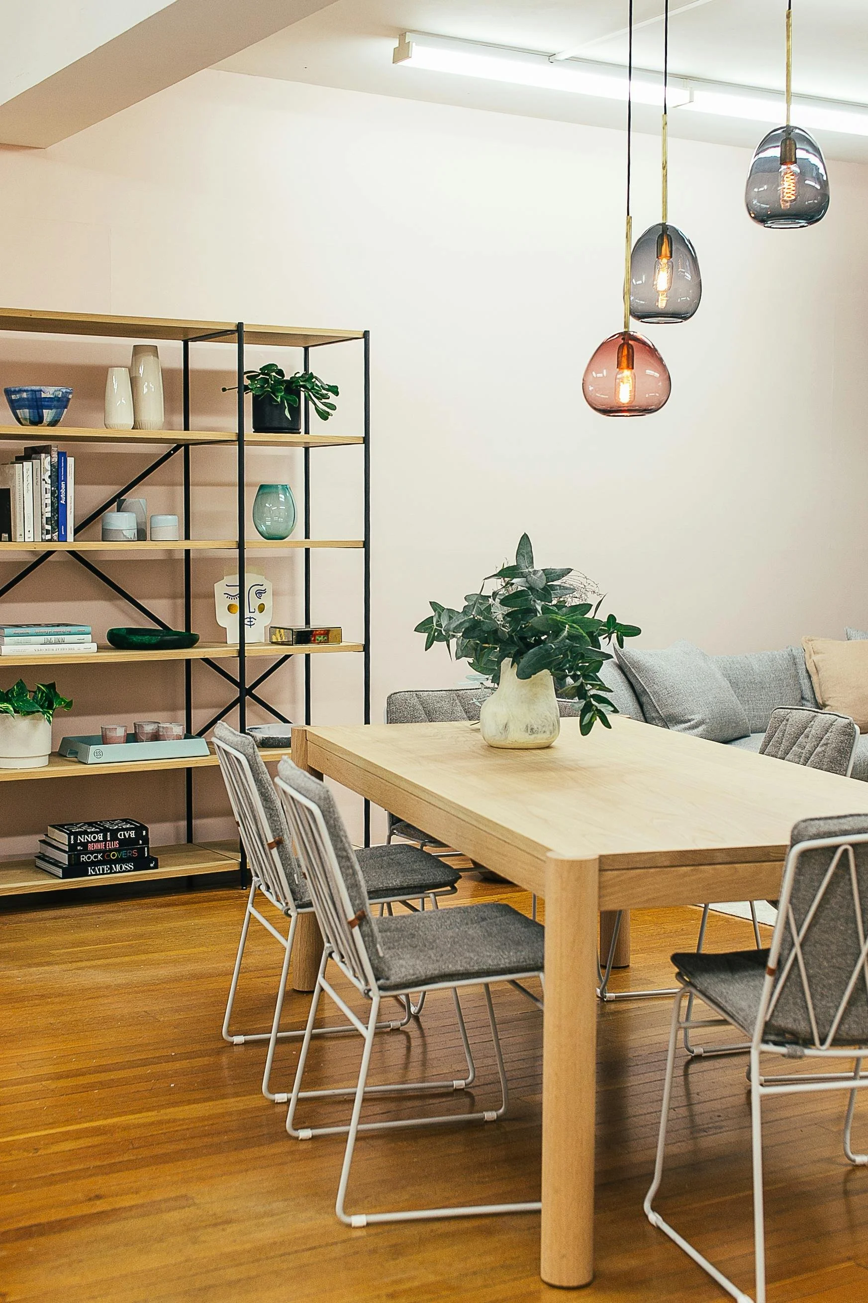 Interior designer: First &amp; Last name (7)