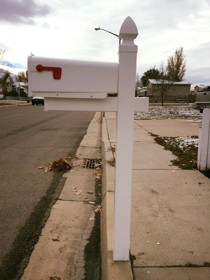 mailbox.jpg