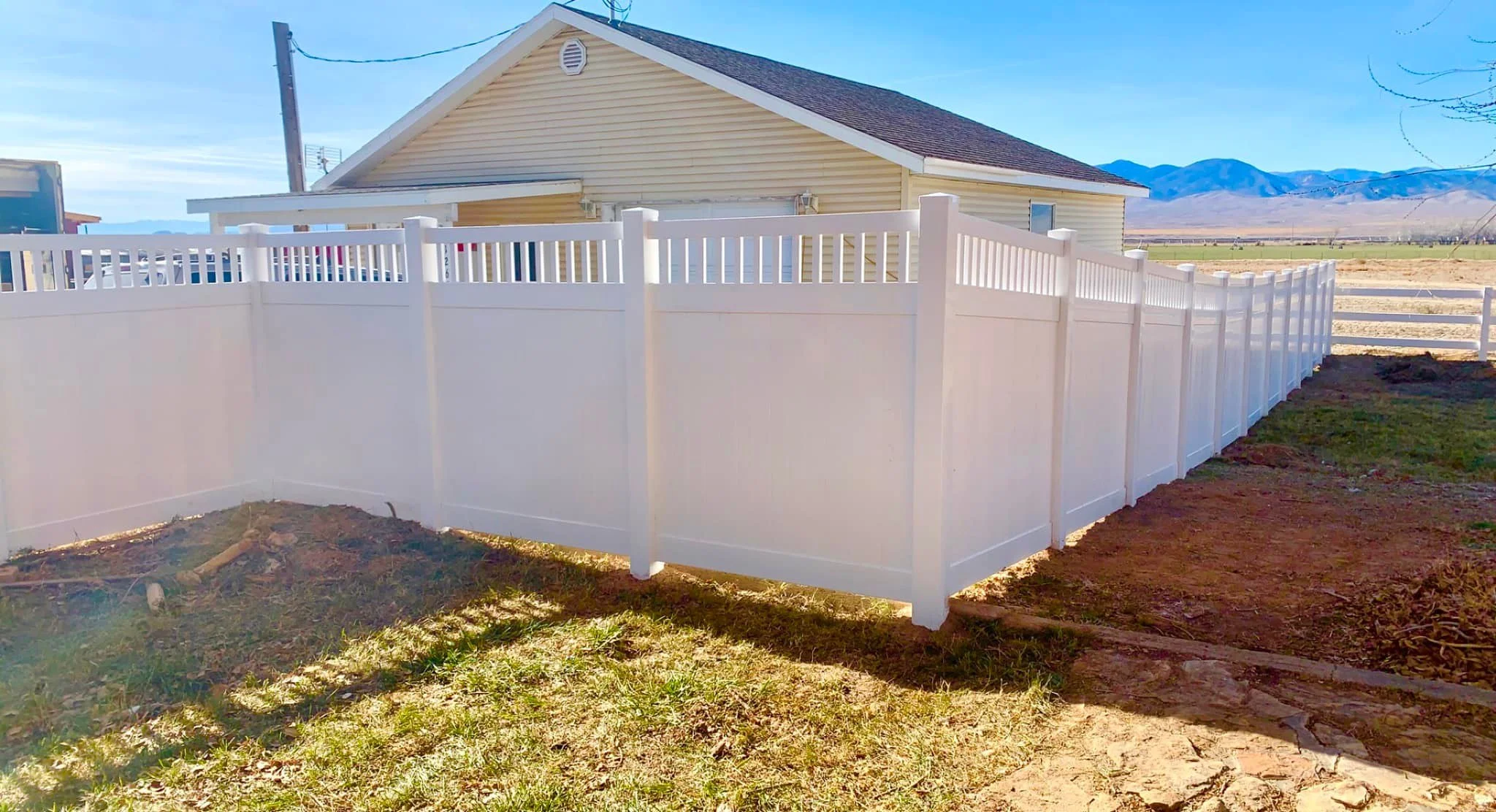 white picket top 1.jpg