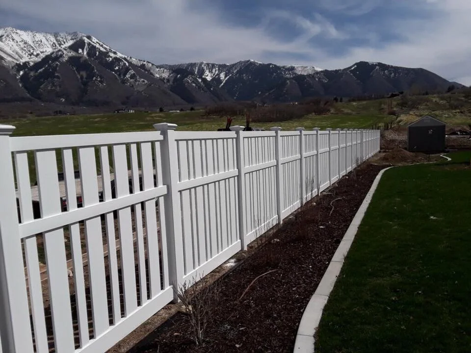 alternating picket.jpg