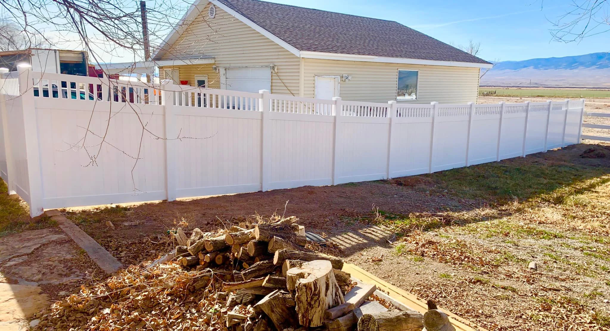 white picket top.jpg