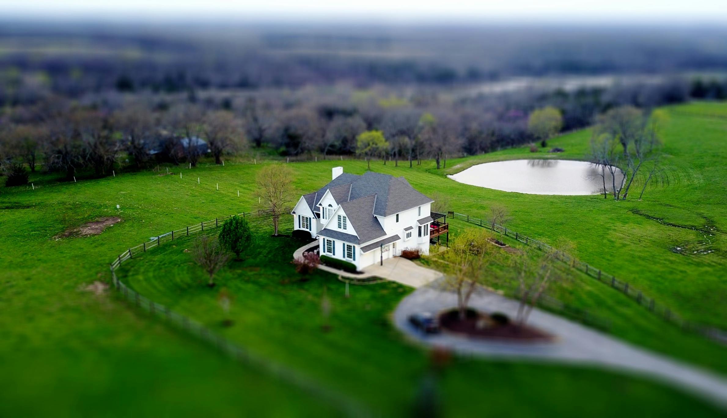 Knoxville Tennessee Home and Farm Catholic Realtor