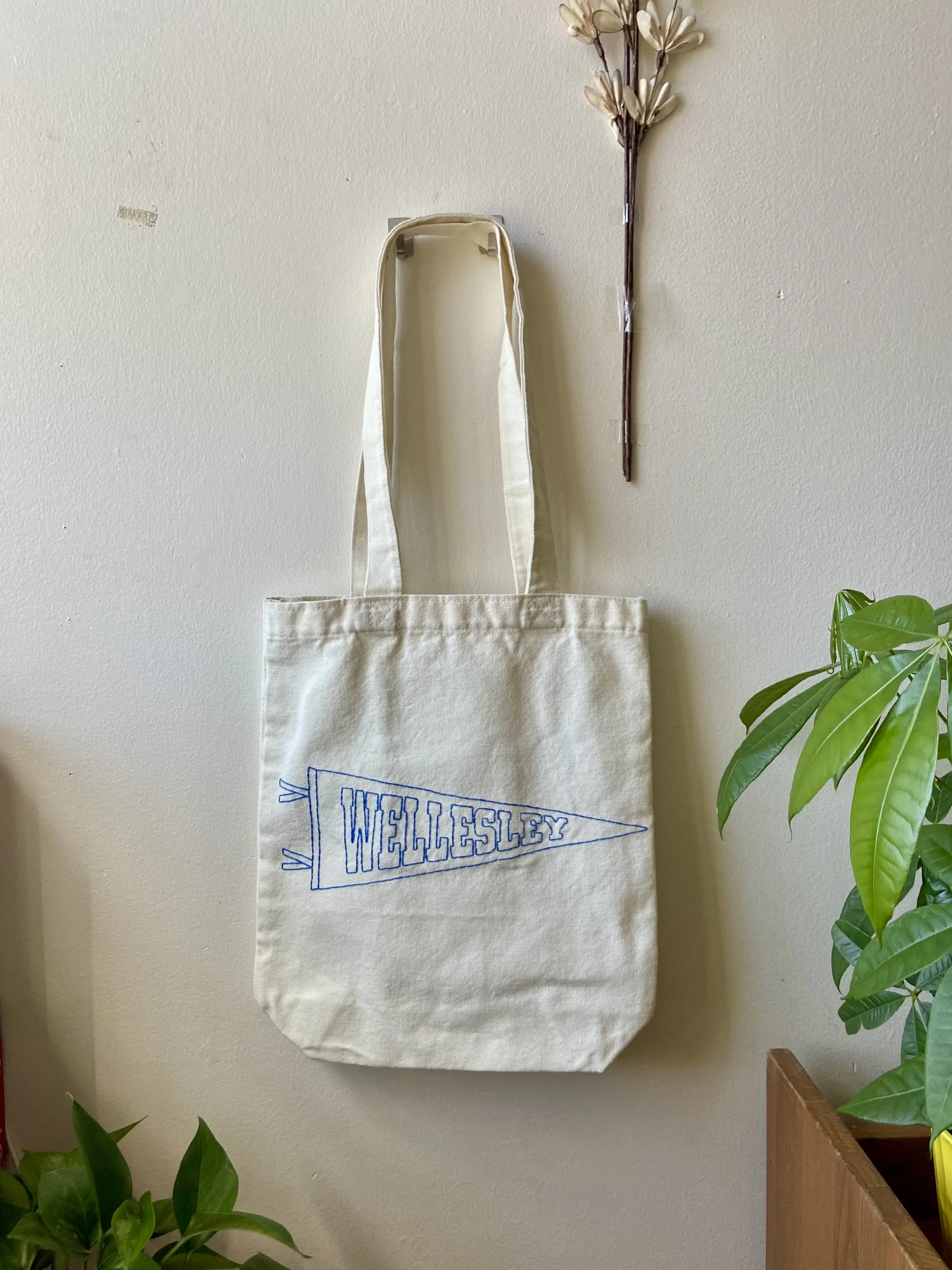 Wellesley College pennant tote