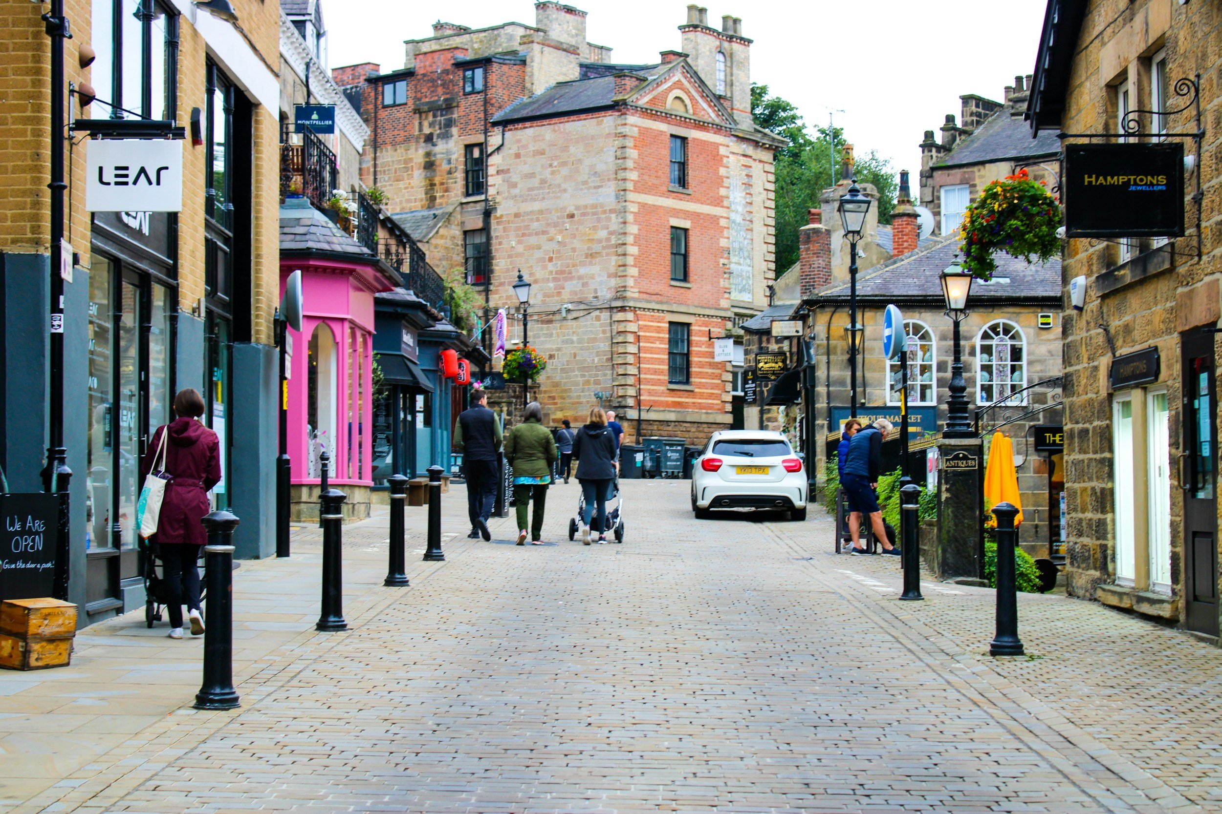 Street view of Harrogate shopping district
