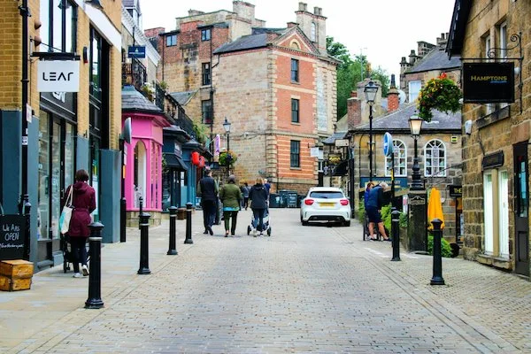 Street view of Harrogate shopping district