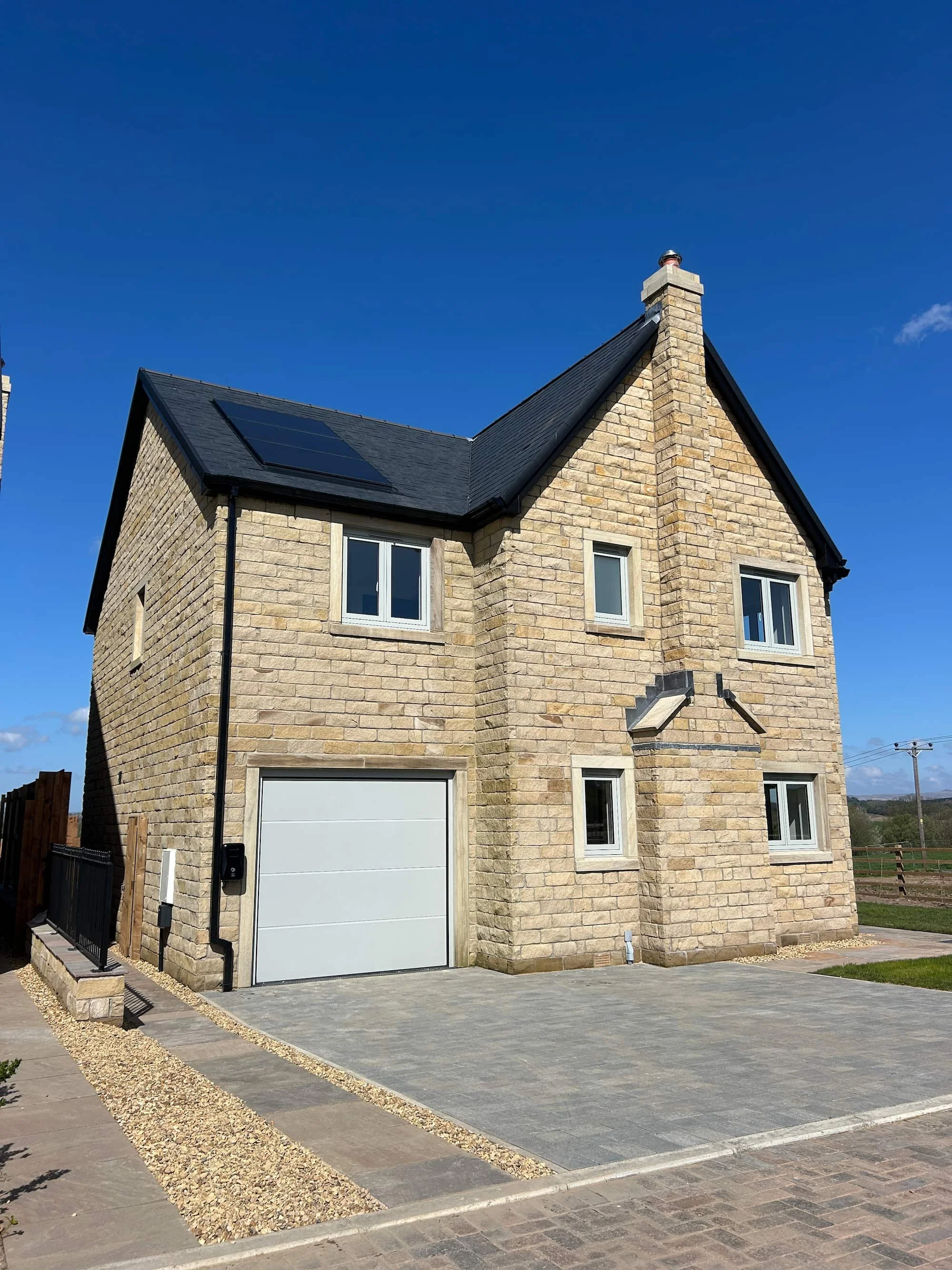 New build home with in roof solar