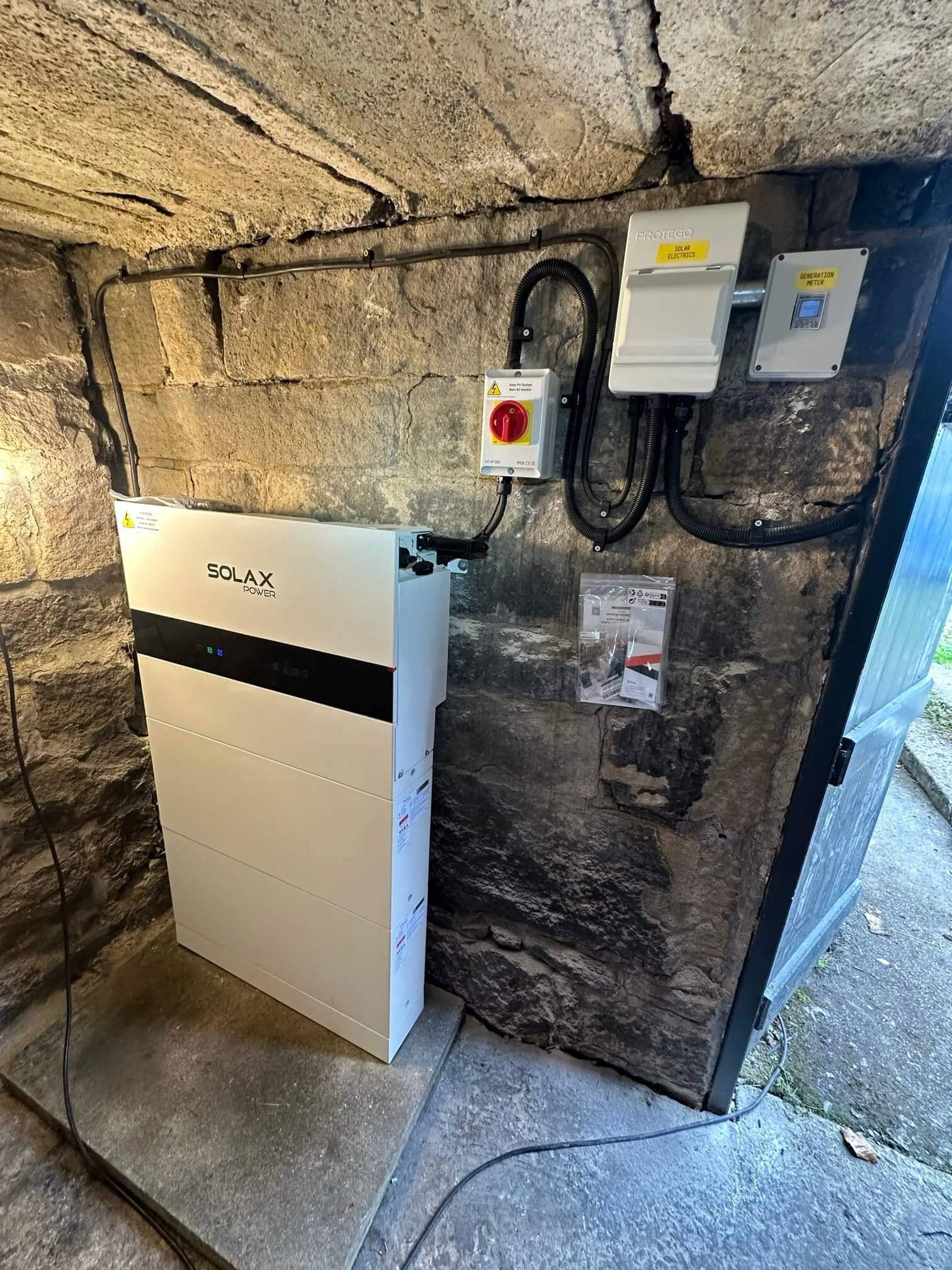 Solax battery for ground mounted solar solution