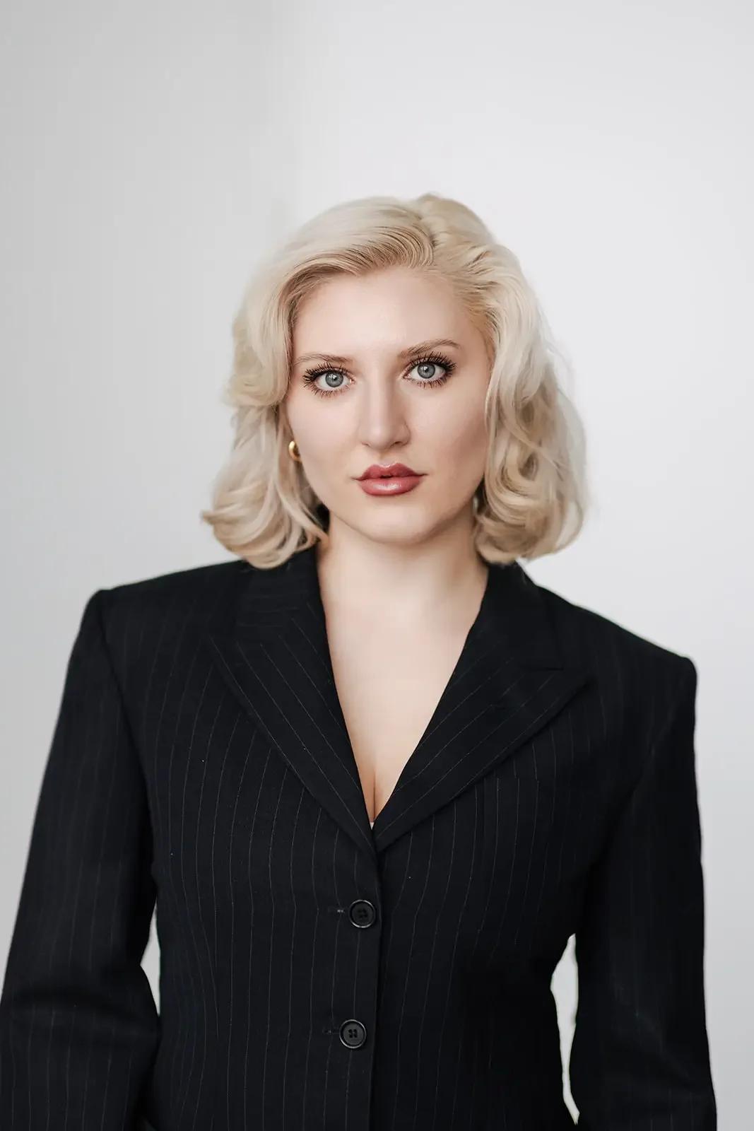 Ali_s Headshot-4_websize.webp