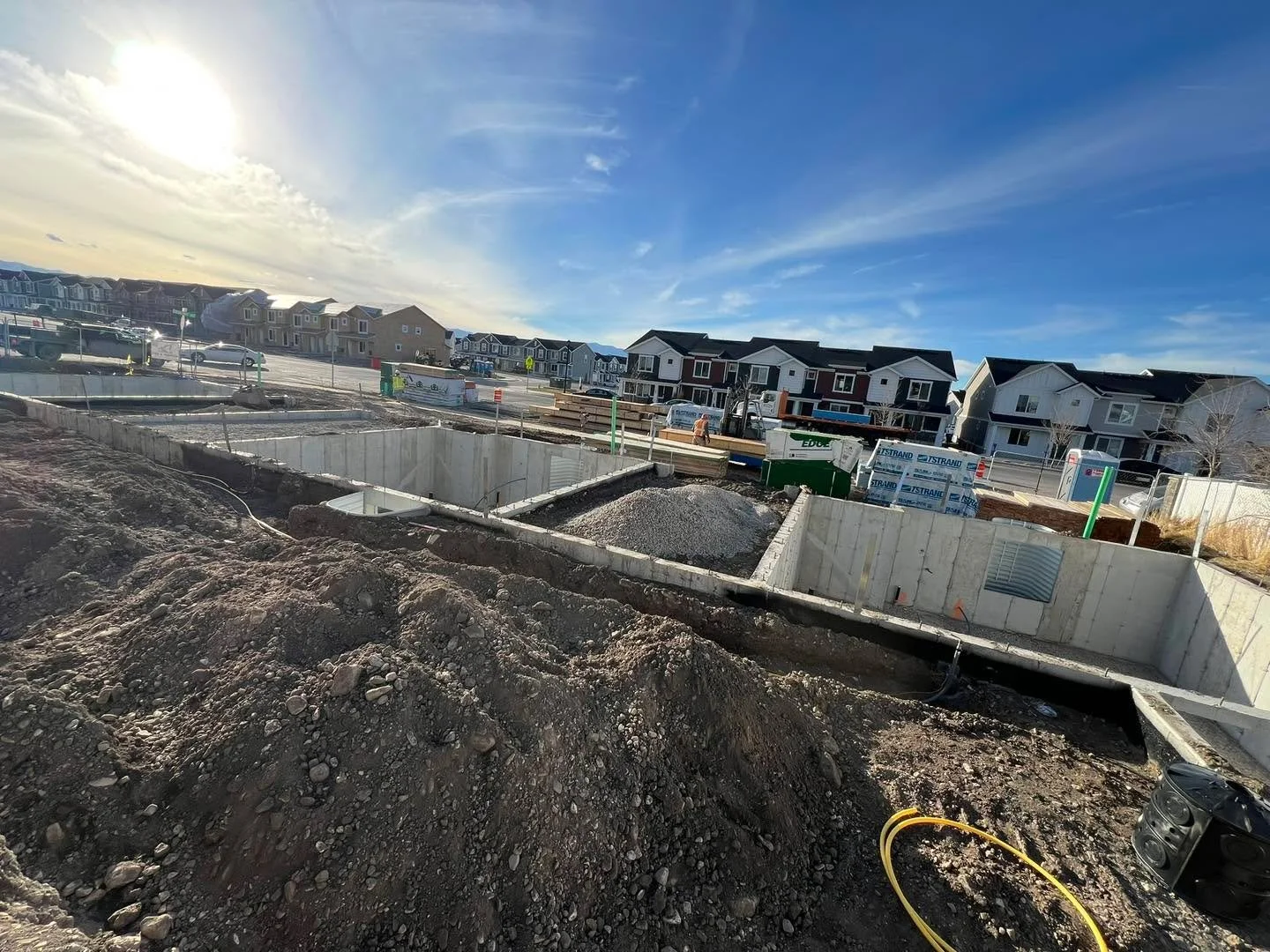 . BASEMENT/GARAGE SLAB 
. ☎️Call or Text for your Free quote today☎️
.  801.859.6248
.  KALKO Concrete &amp; Construction 
.
Sport Court, Retaining Wall, Patio, Driveway, Footing &amp; Foundation, Walkout Basement, Decorative Concrete, walkway,Shed P