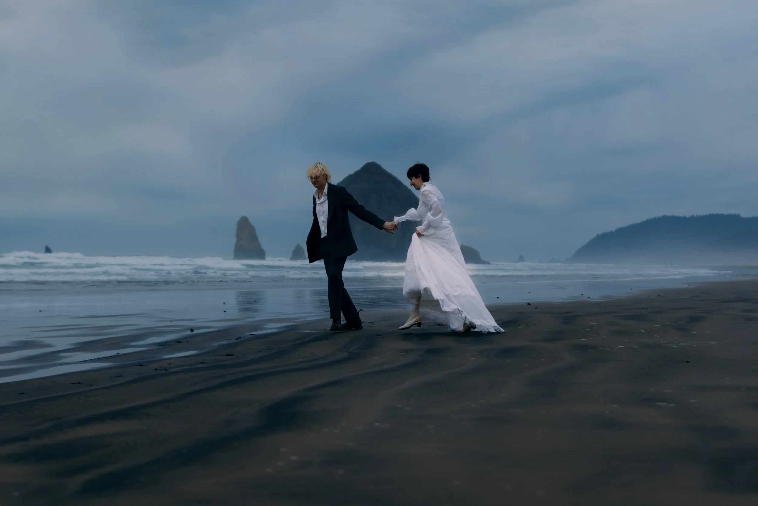Non-Traditional Oregon Elopement