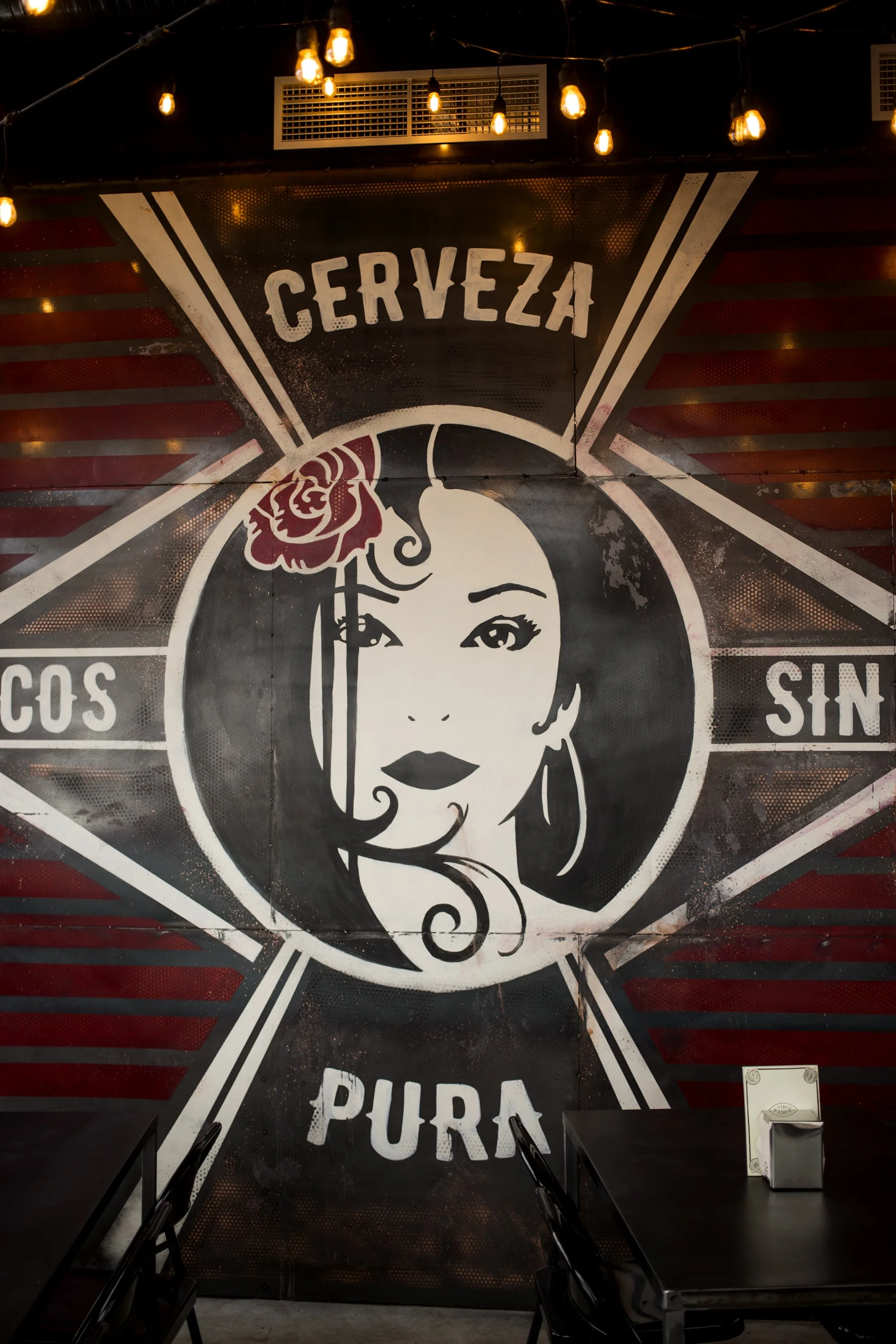 la virgen mural envejecido chapa (5).jpg