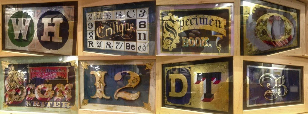 Muestrario portatil de técnicas de grabado y dorado en vidrio de un rotulista de principios de siglo