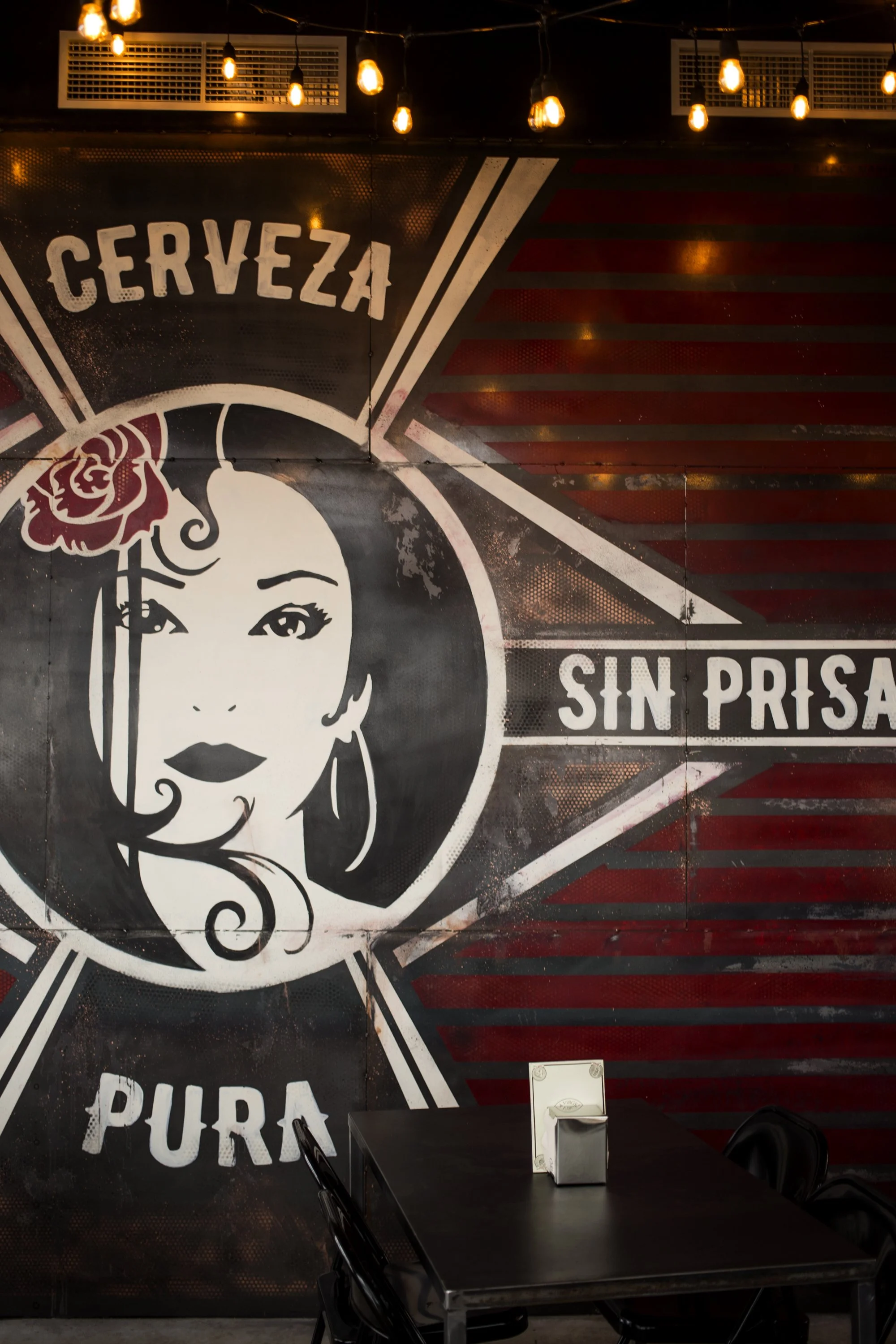 Mural La Virgen XMadrid