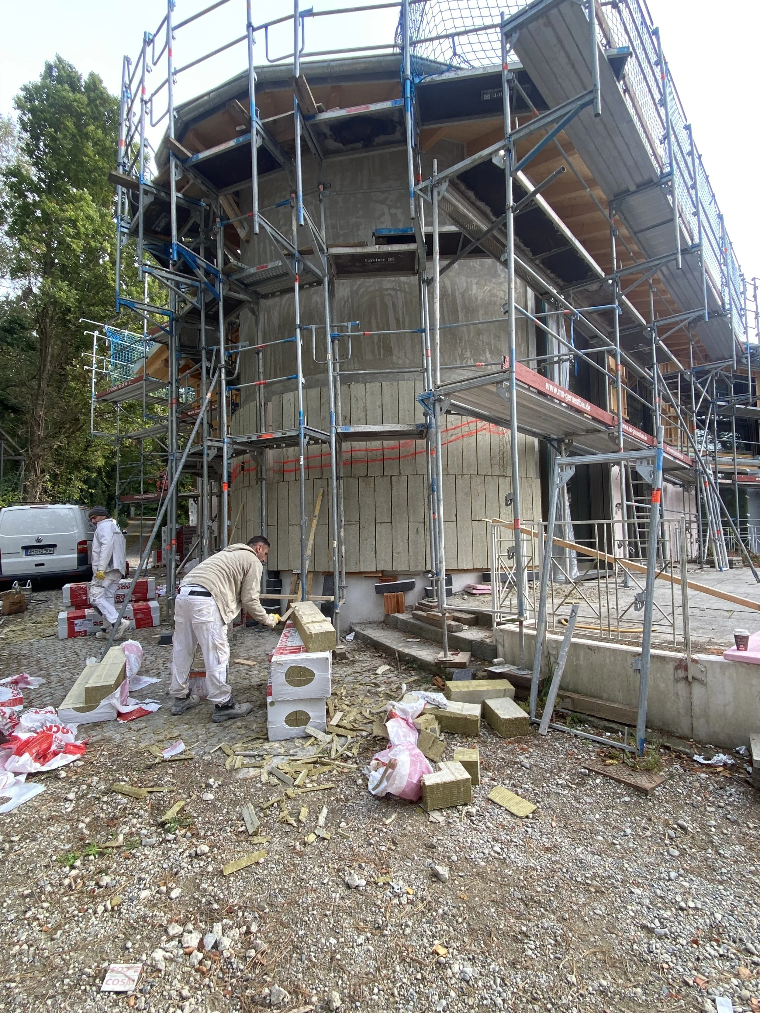 Verkleidung der Außenwand mit WDVS