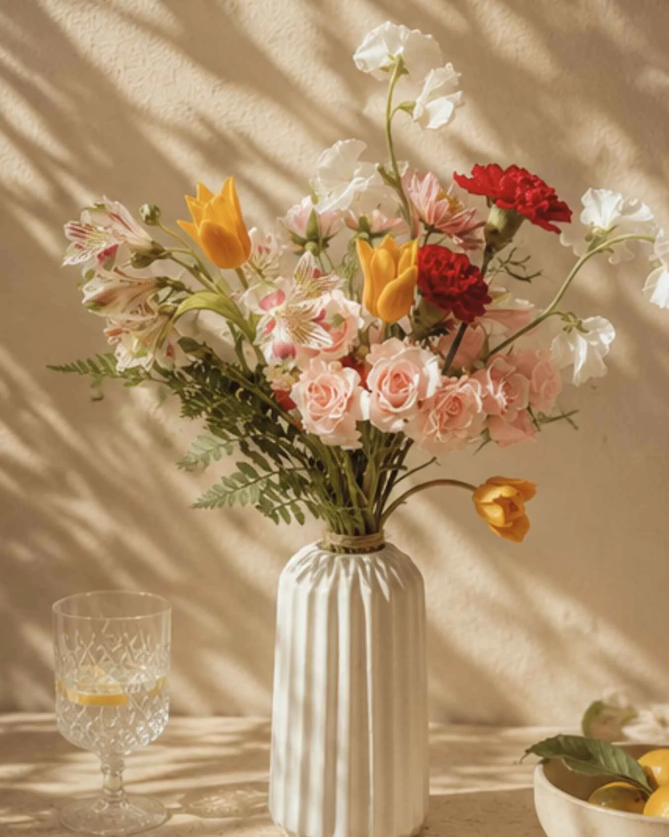 summer-motion-seasonal-floral-arrangement-brooklyn-cocofleur2.jpg