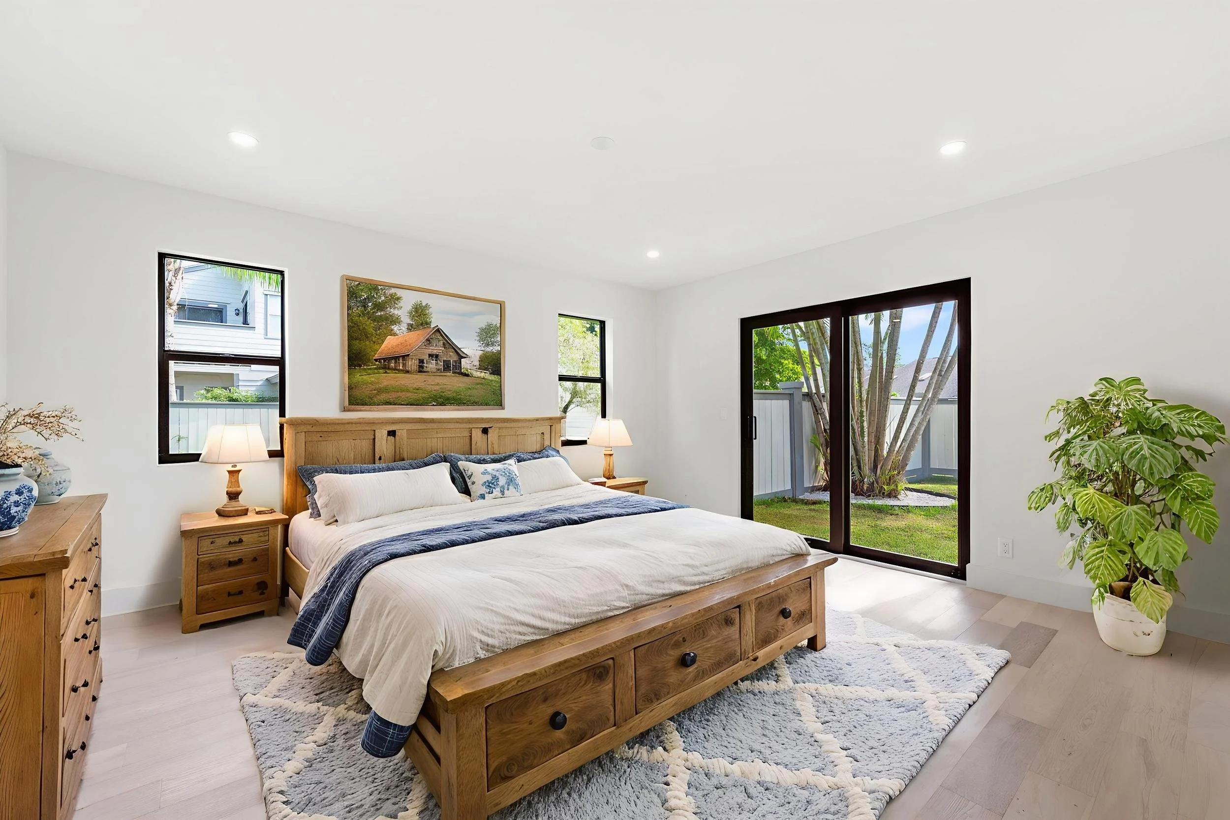 33_44 - bedroom 2.jpg