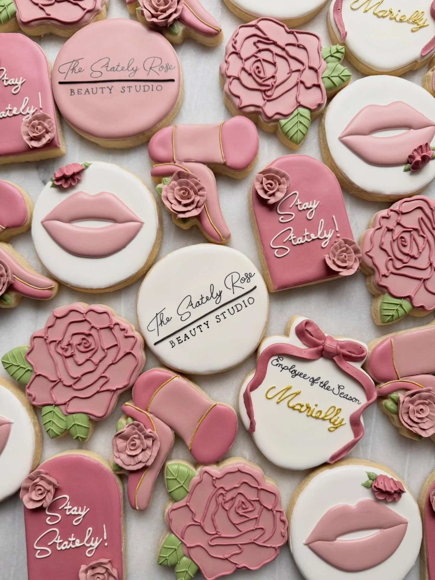 Loved making these cookies for the girls at The Stately Rose 💕 
&bull;
&bull;
&bull;
#IcedByAnna
#CustomSugarCookies
#AvonCT
#WestHartfordCT
#RoyalIcingCookies