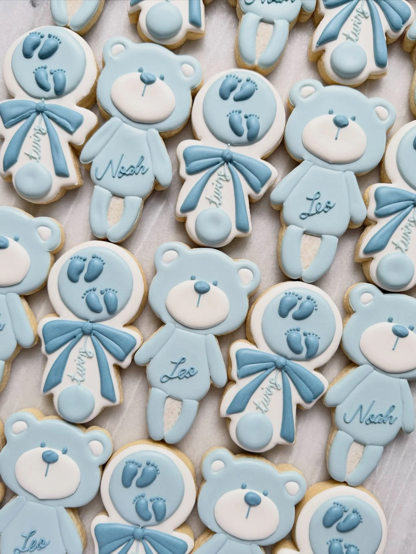 Dreamy blues for twin baby boys 🩵
&bull;
&bull;
&bull;
#IcedByAnna
#CustomSugarCookies
#BabyBoyCookies
#WestHartfordCT
#RoyalIcingCookies