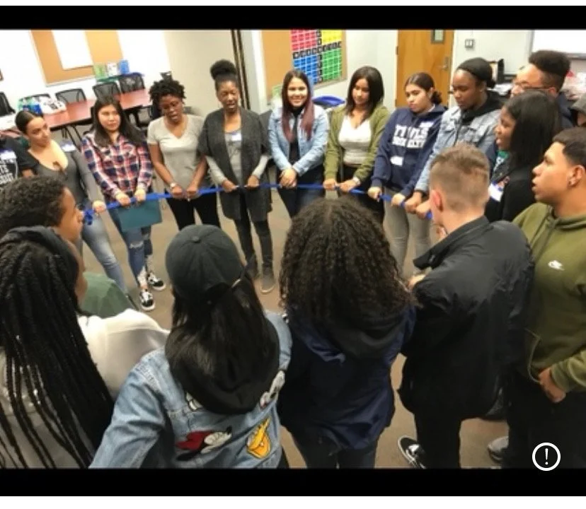 2019 YRJ Closing Circle.jpeg