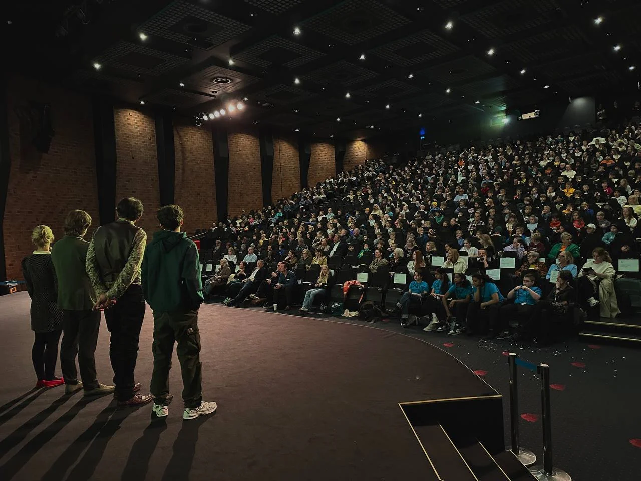 photo_2025-02-21 13.04_edited.jpg