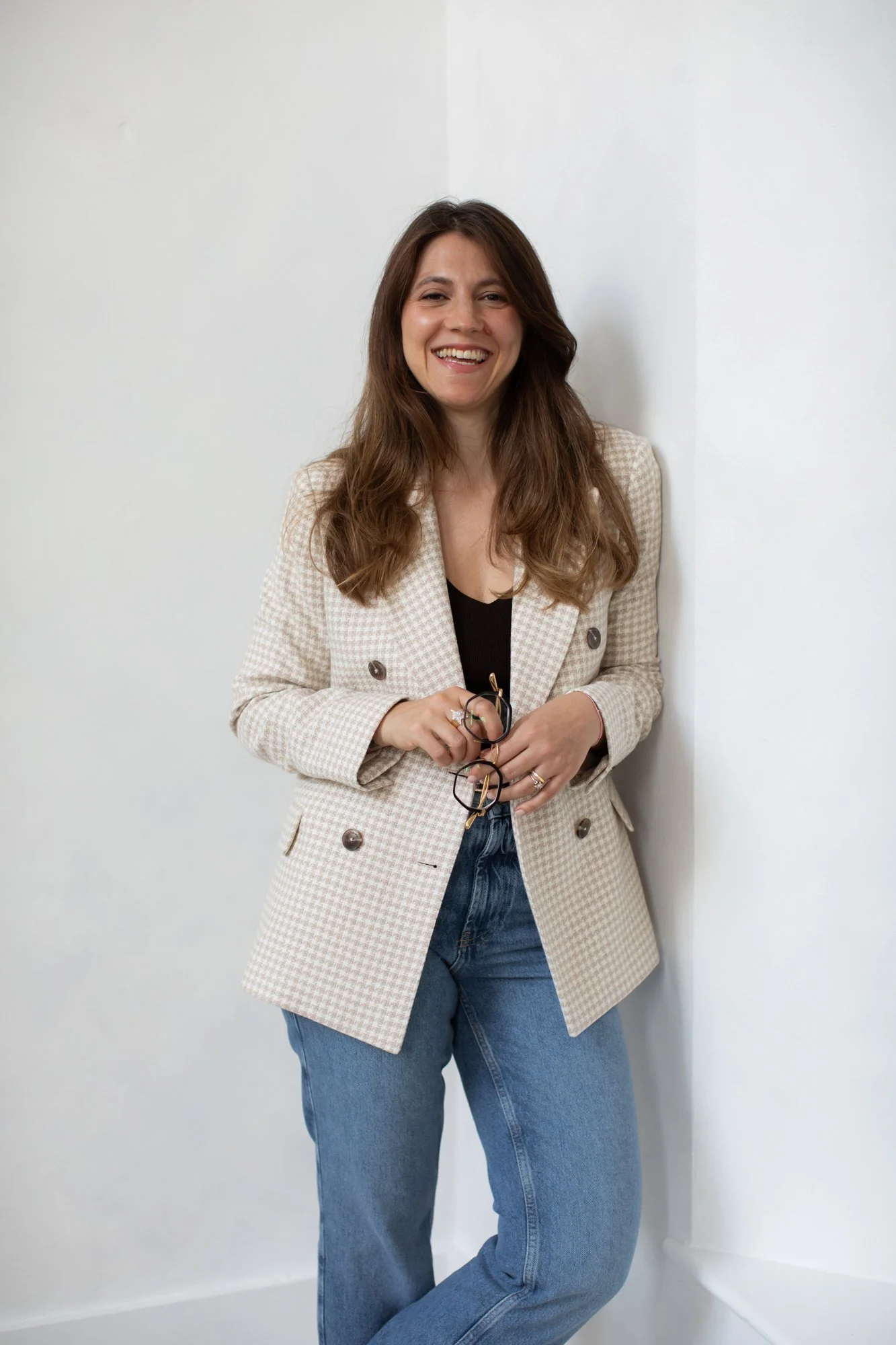 Portrait image of Nergis Yuksel, SEO expert for wedding and service businesses