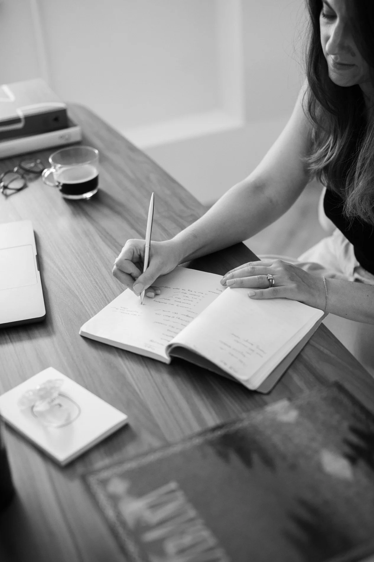 Nergis is taking notes as part of a bespoke SEO audit for a wedding business