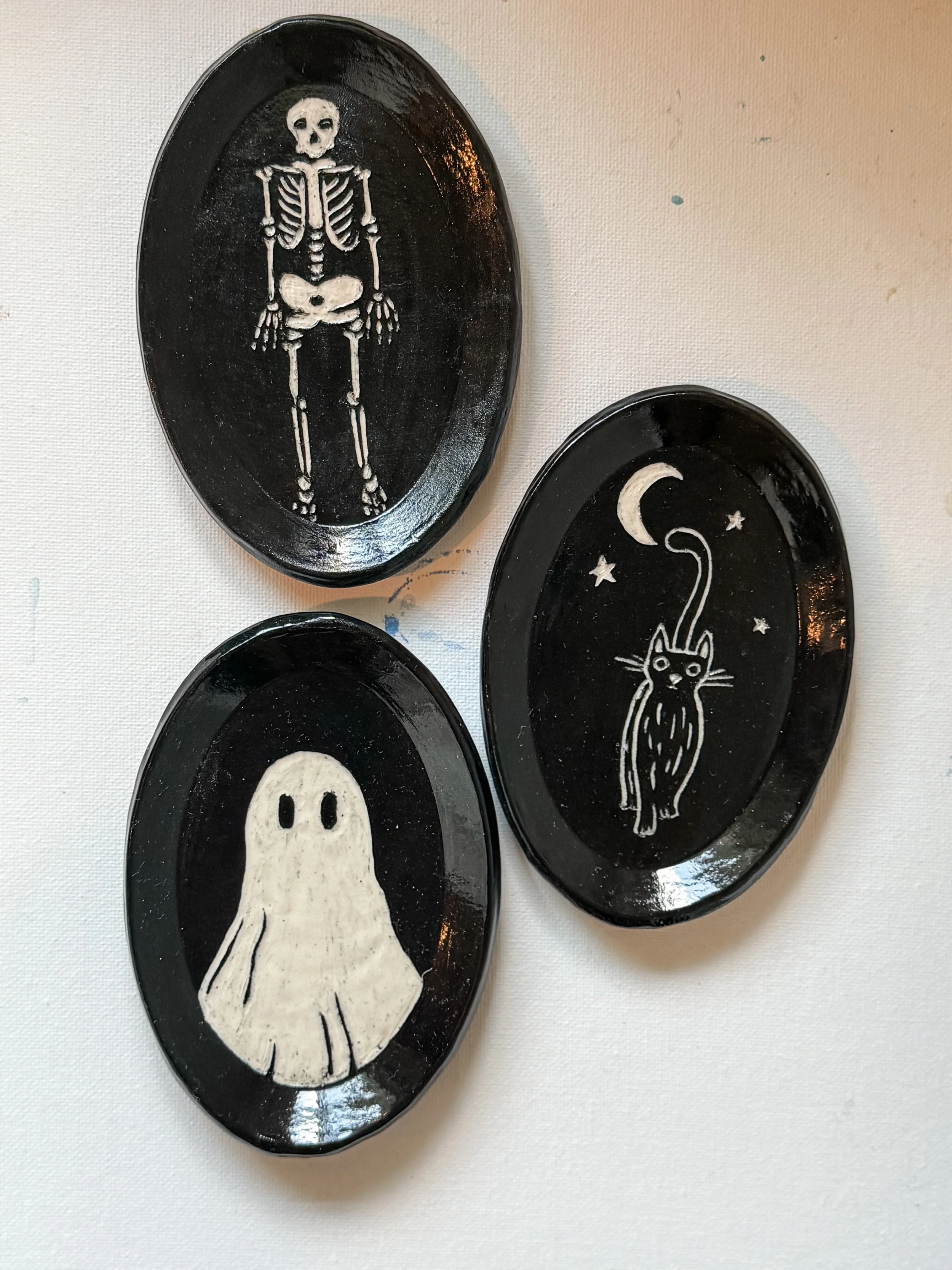 Spooky Sgraffito