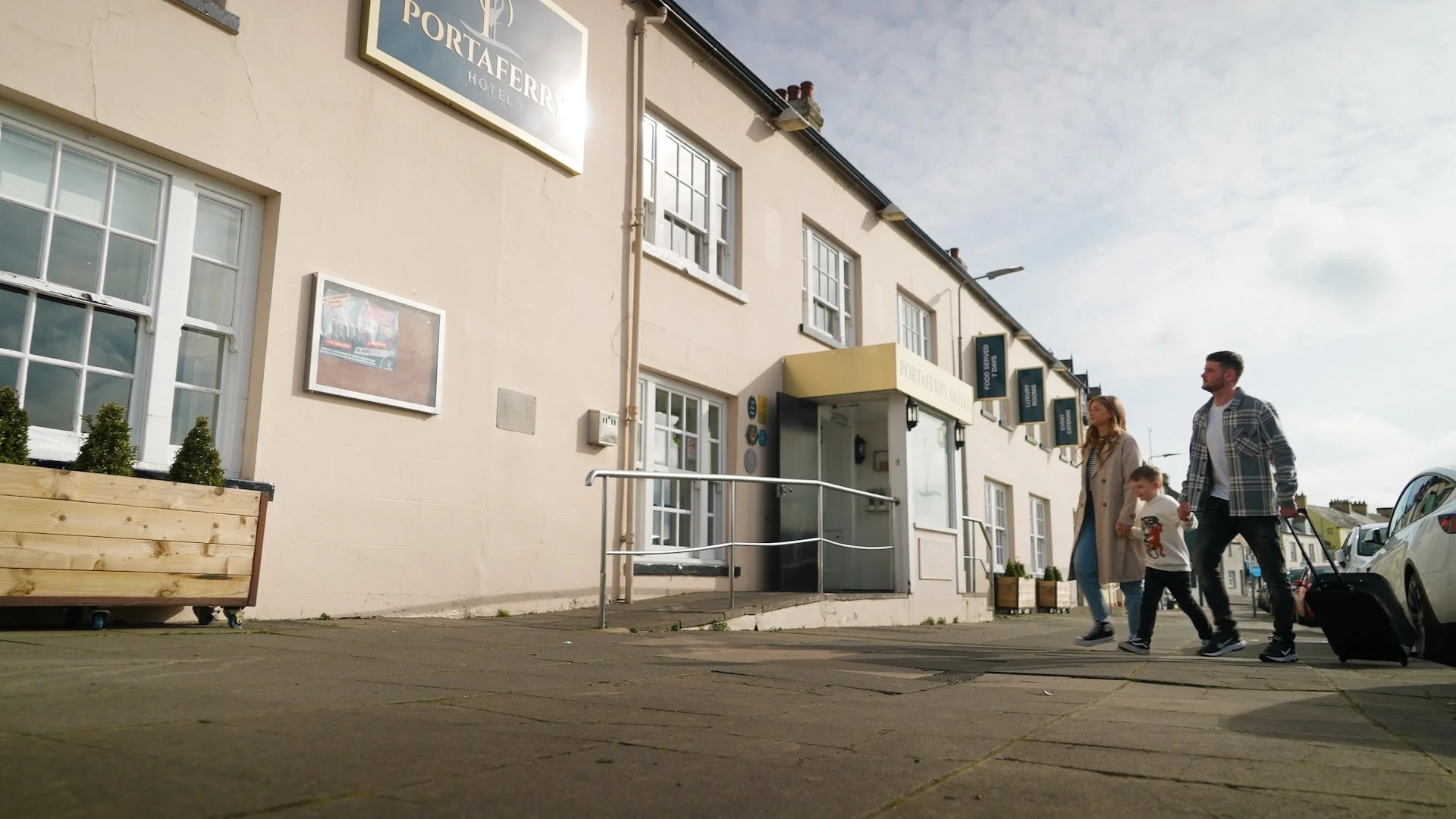 Saturday Still 09.jpg