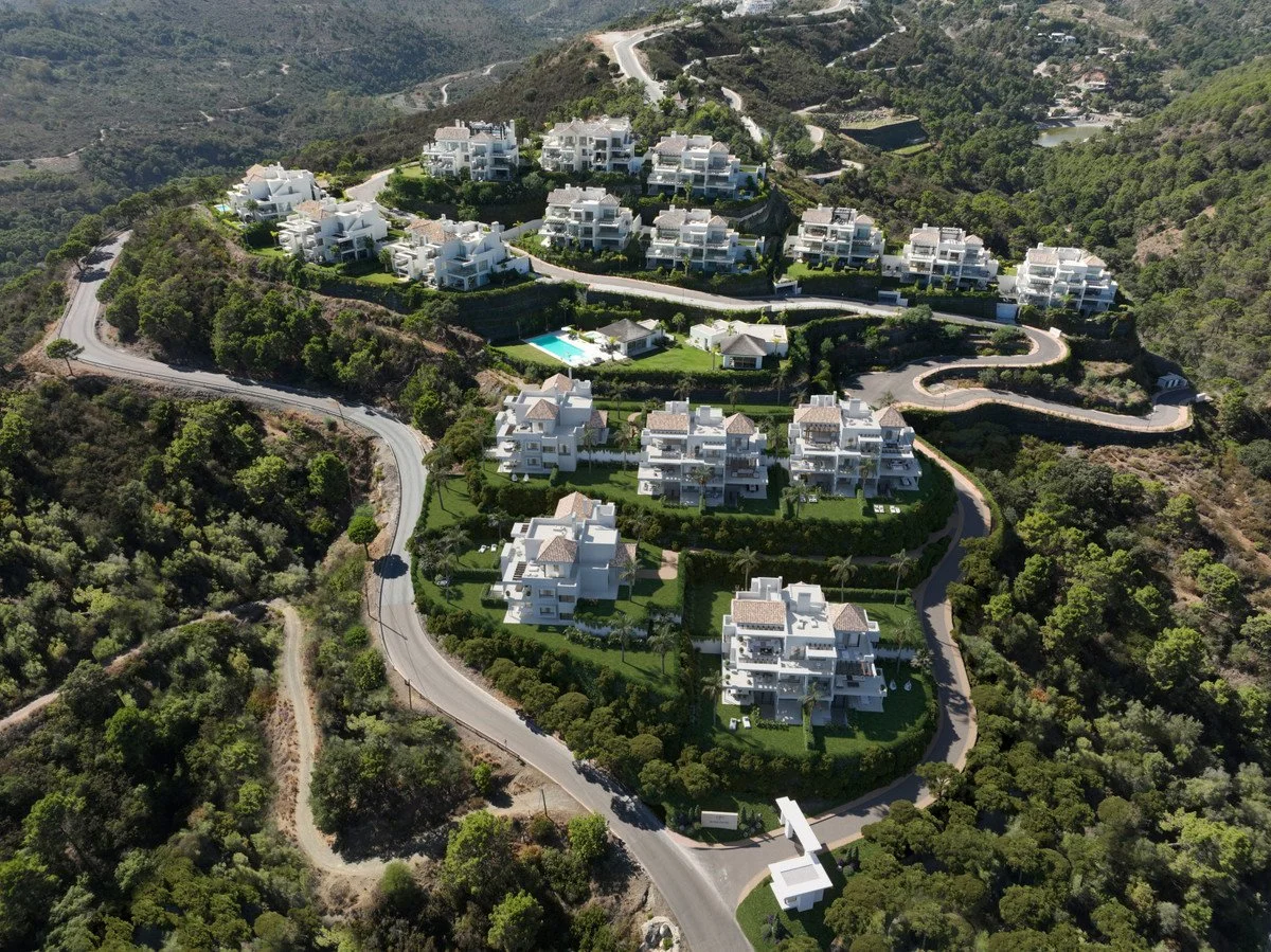 marbella-club-hills-13.jpg