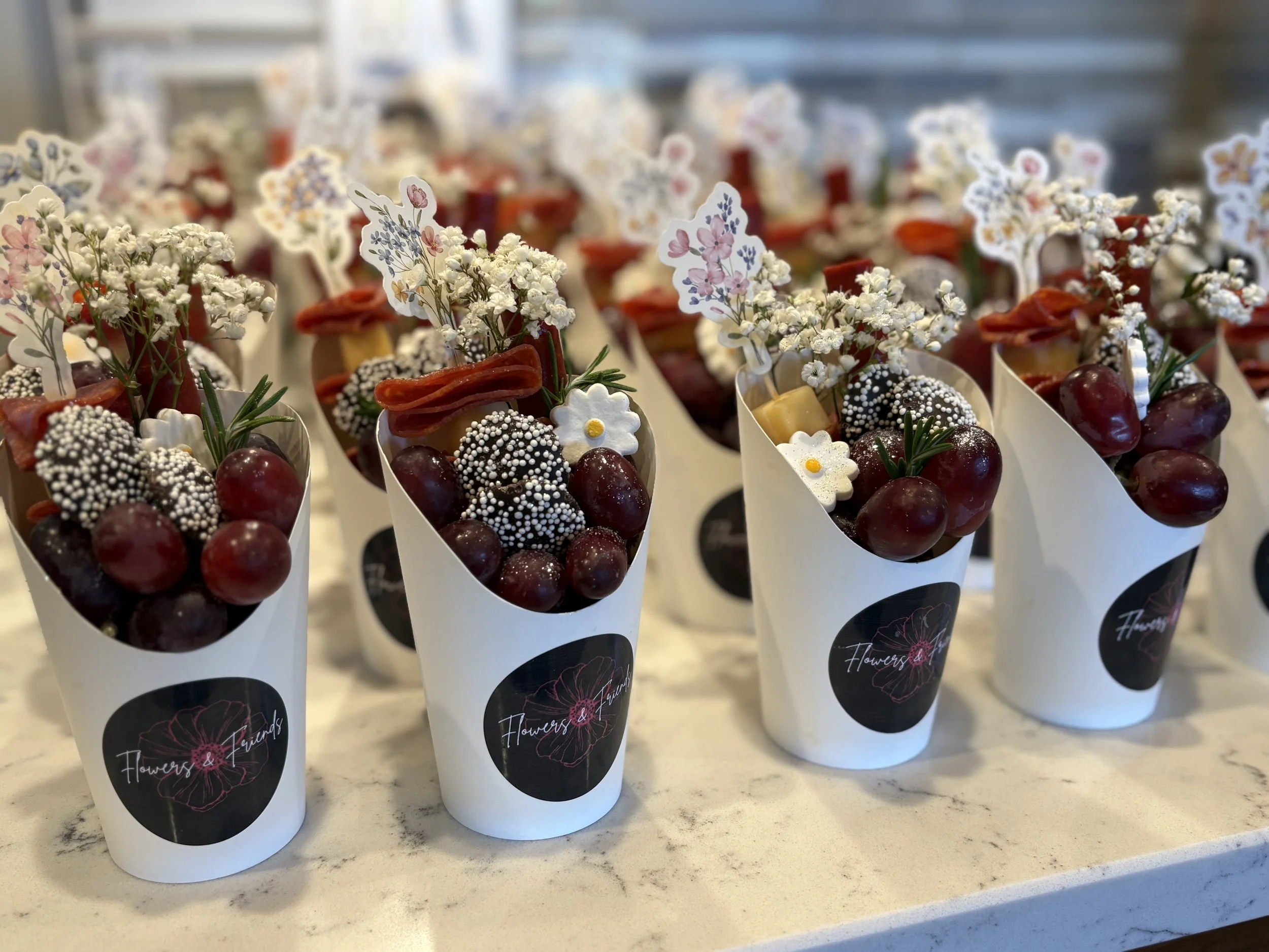 friends and flowers cups 4.jpg