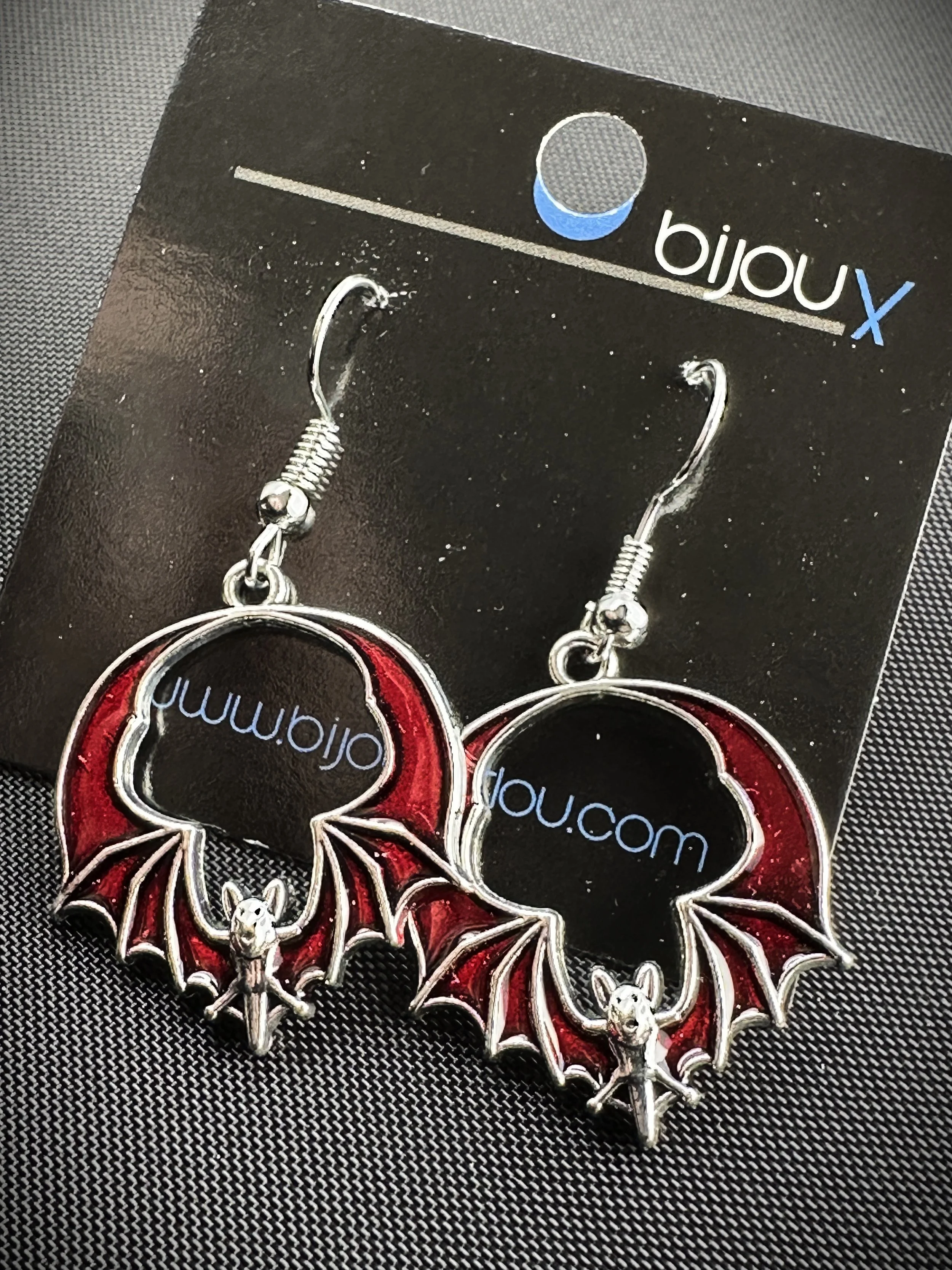 Volare Collection - Earrings - Round Bats