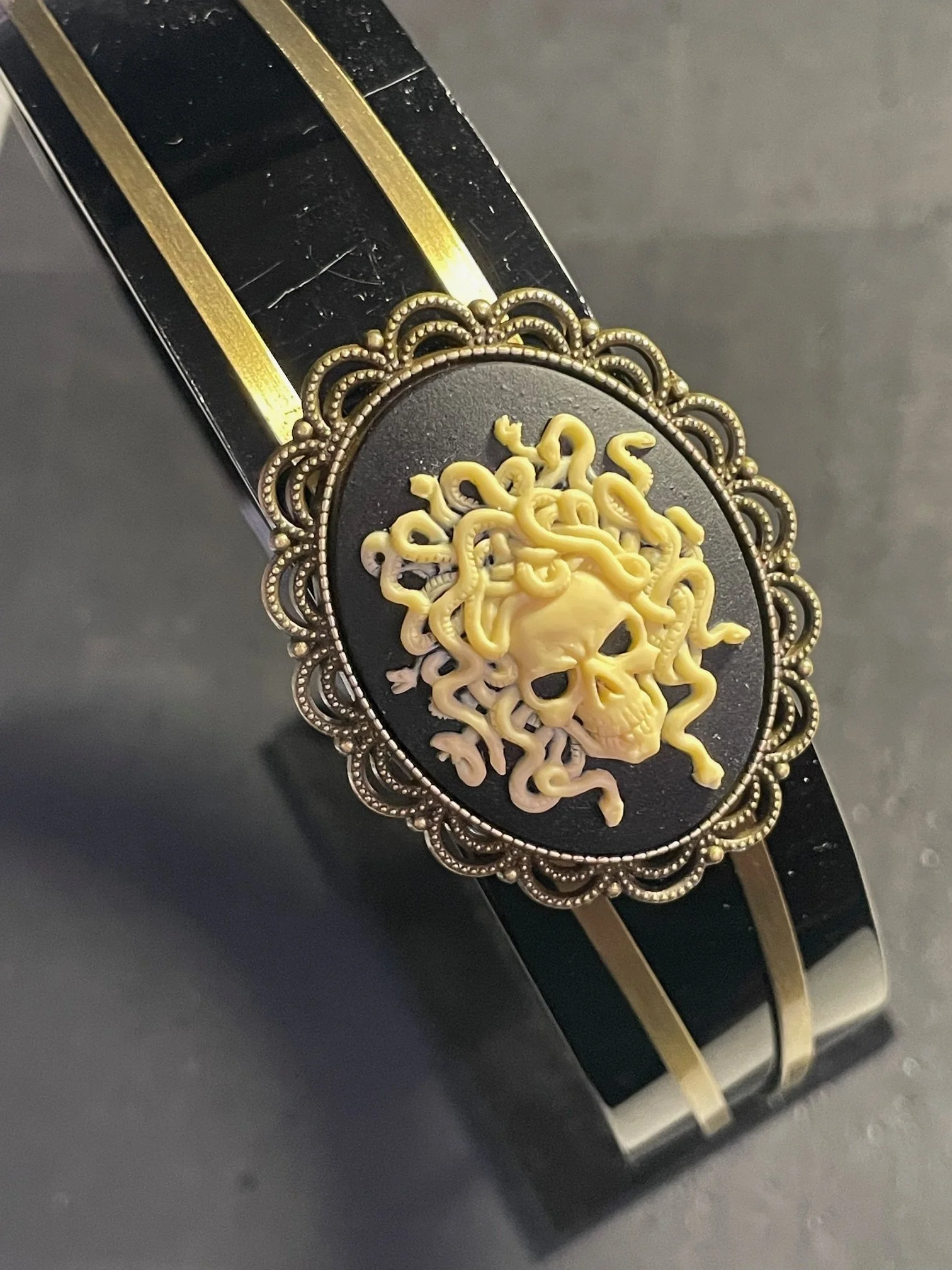 Bijoux Medusa Headband.jpg