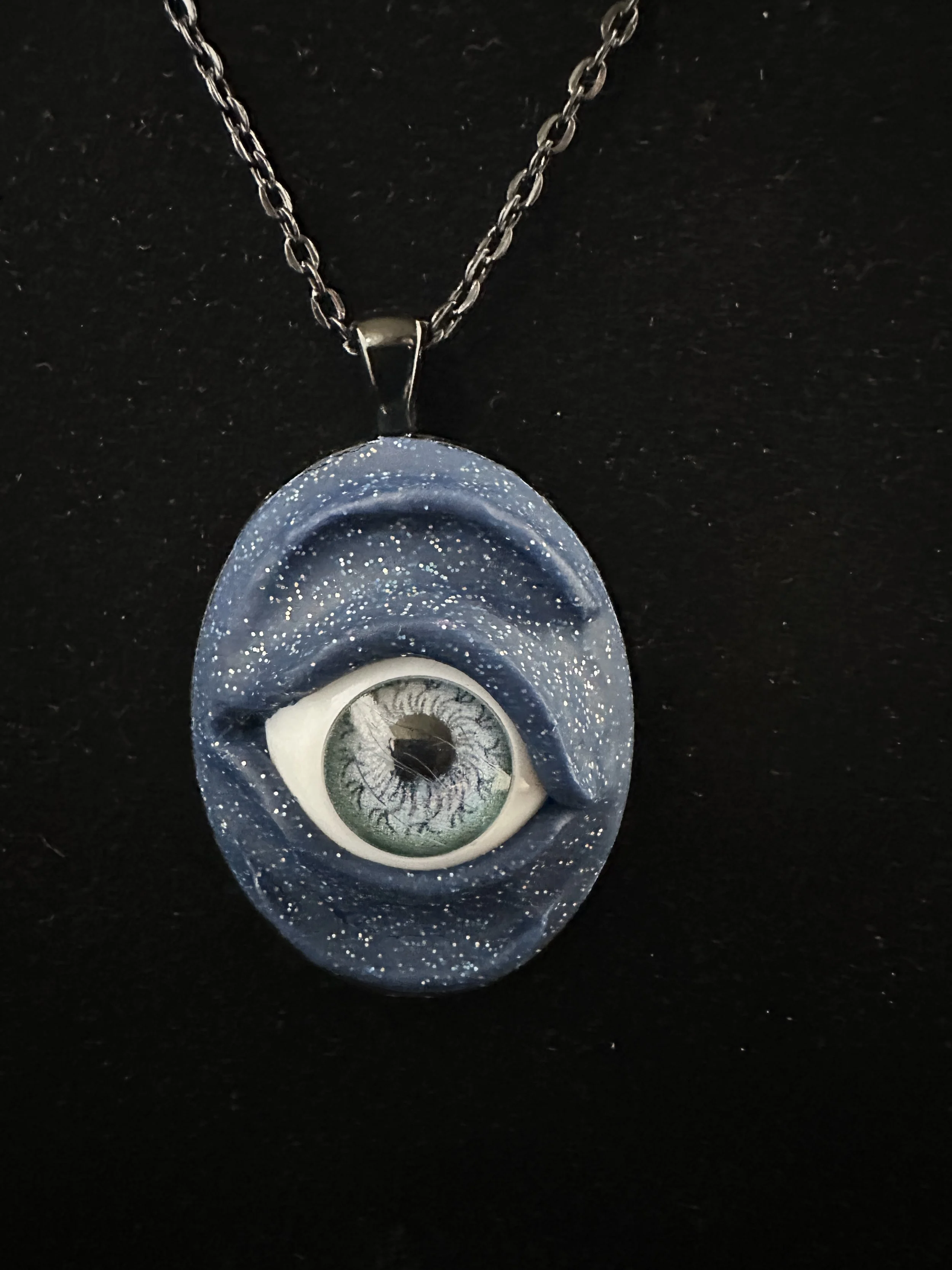 Sculpted Collection - Necklace - Monsters, Large