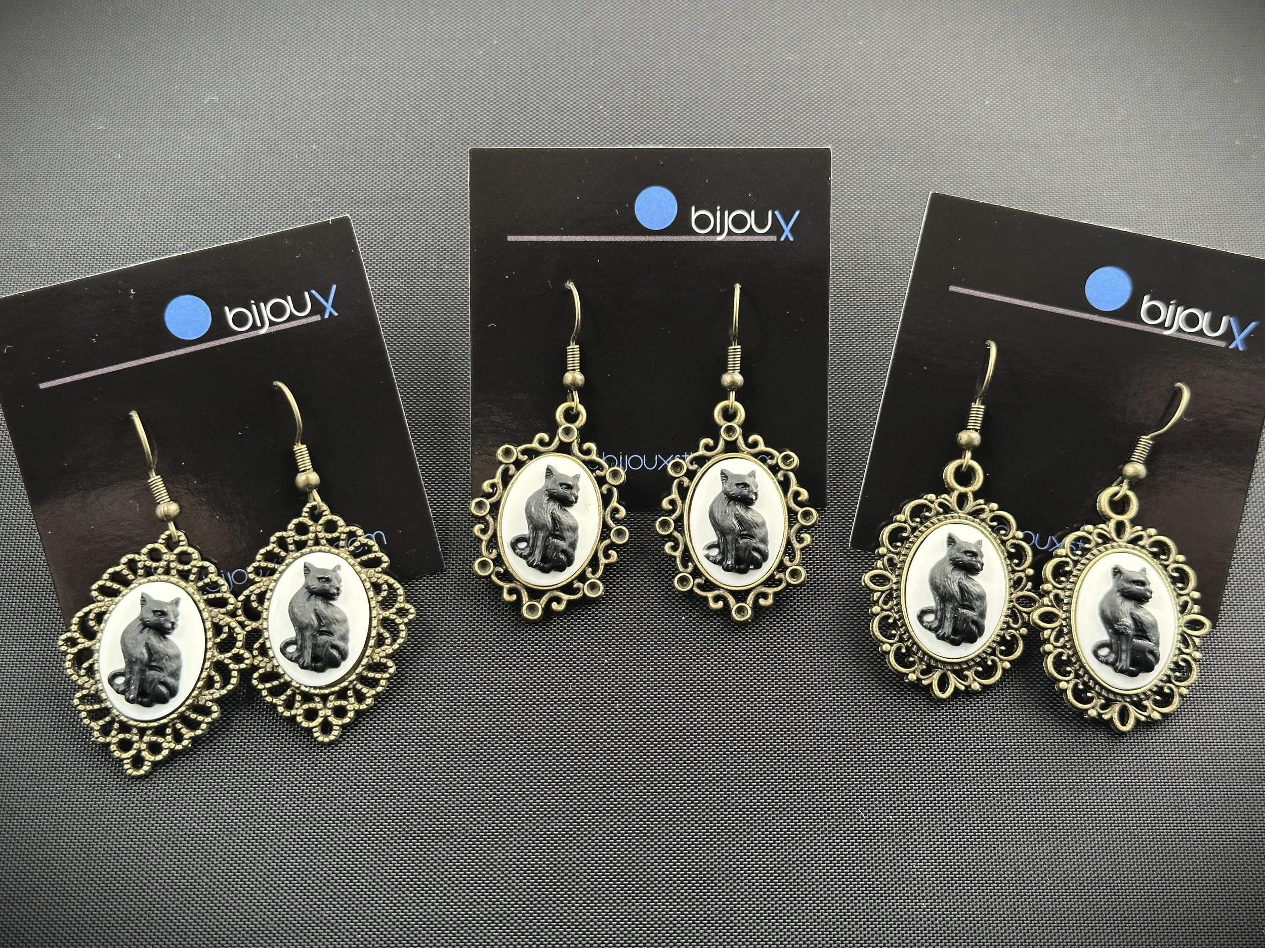 Cameo Collection - Earrings - Black Cat