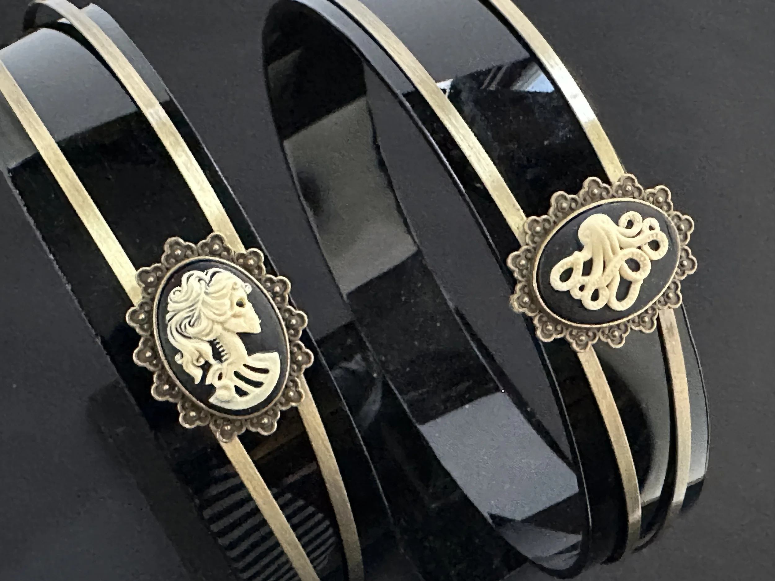 Cameo Collection - Headband - Small