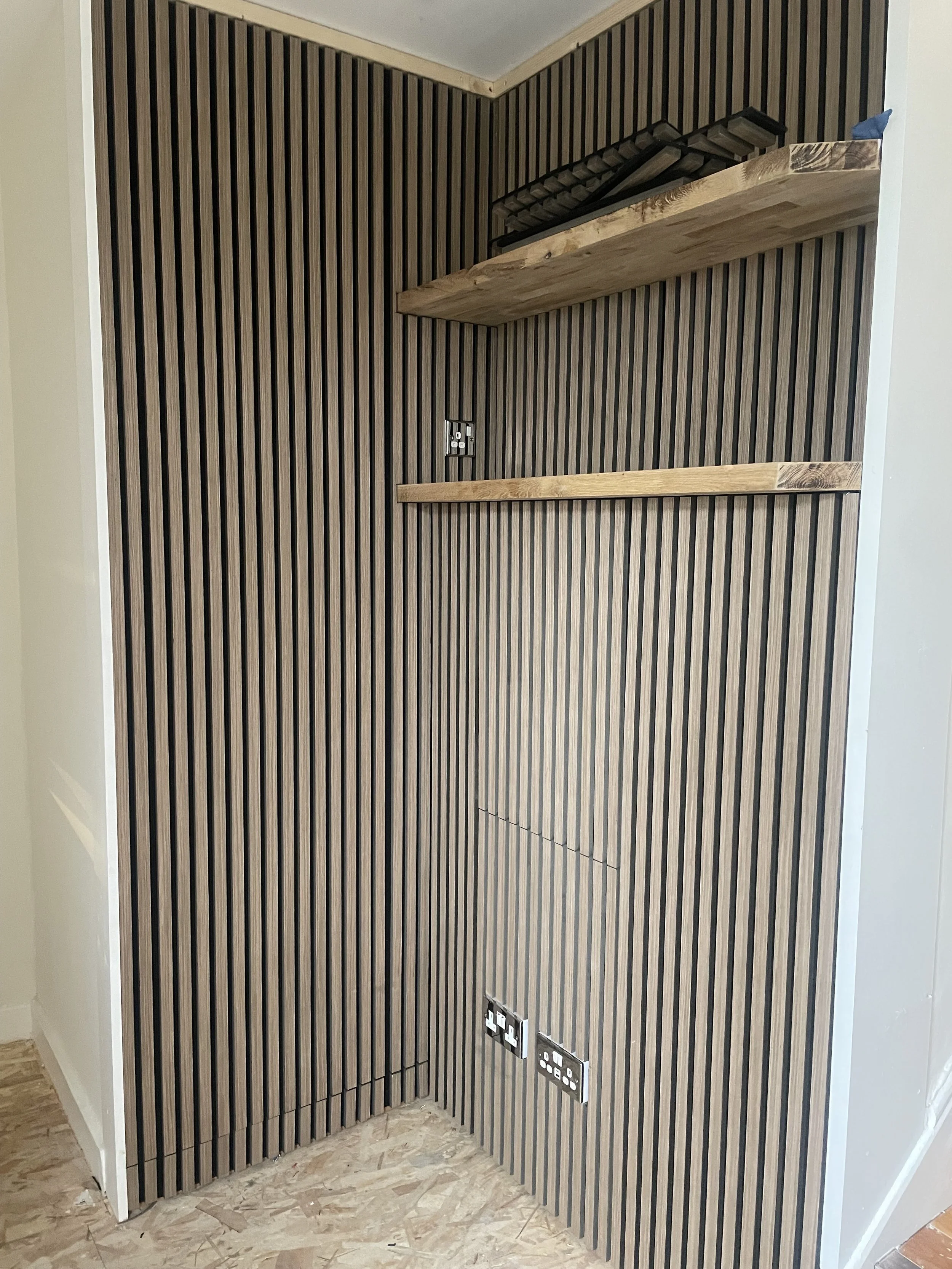 small office area 3.jpeg